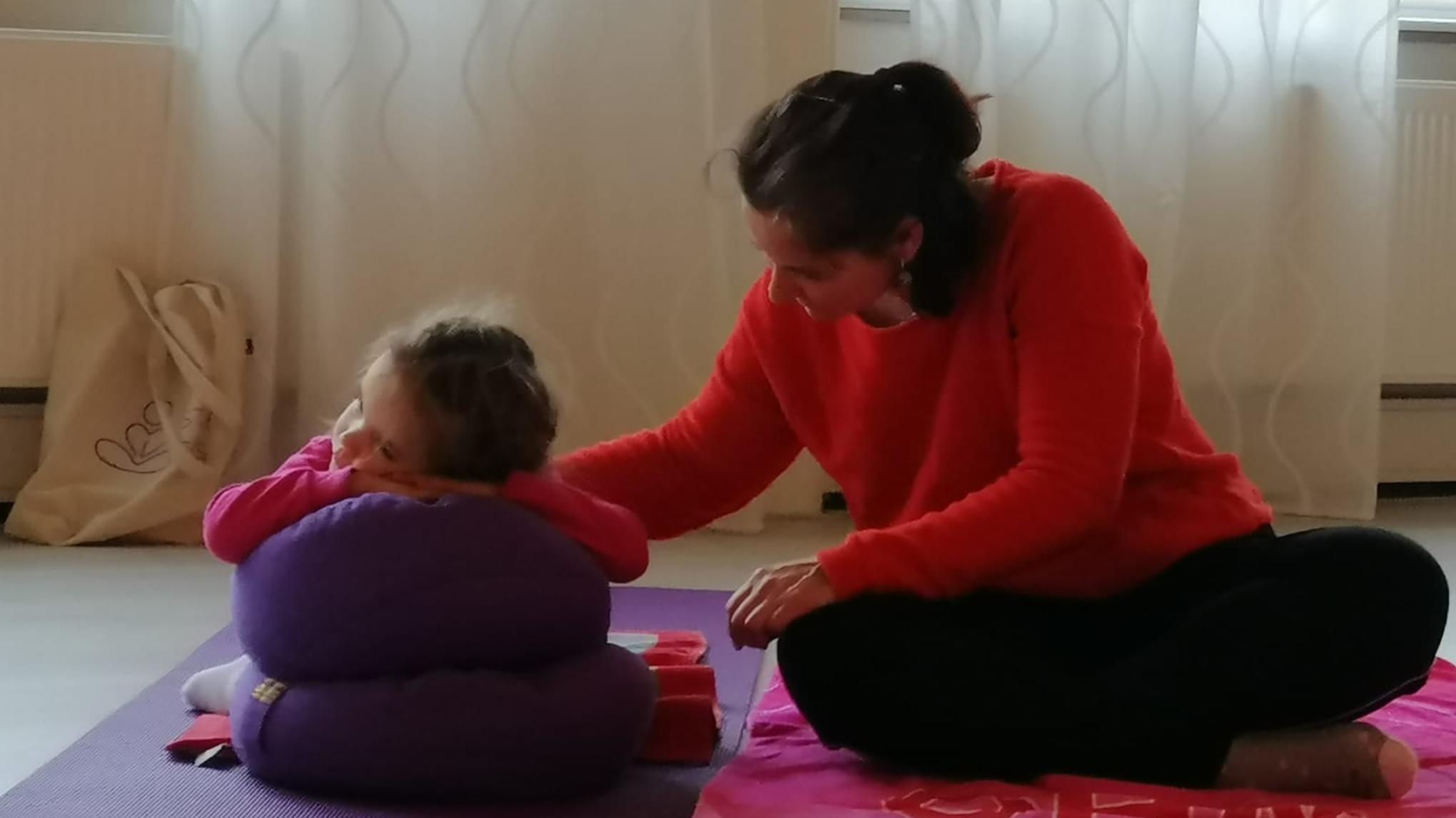 Ouder en Kind yoga - 2,5 - 6 jaar (Dierendag)
