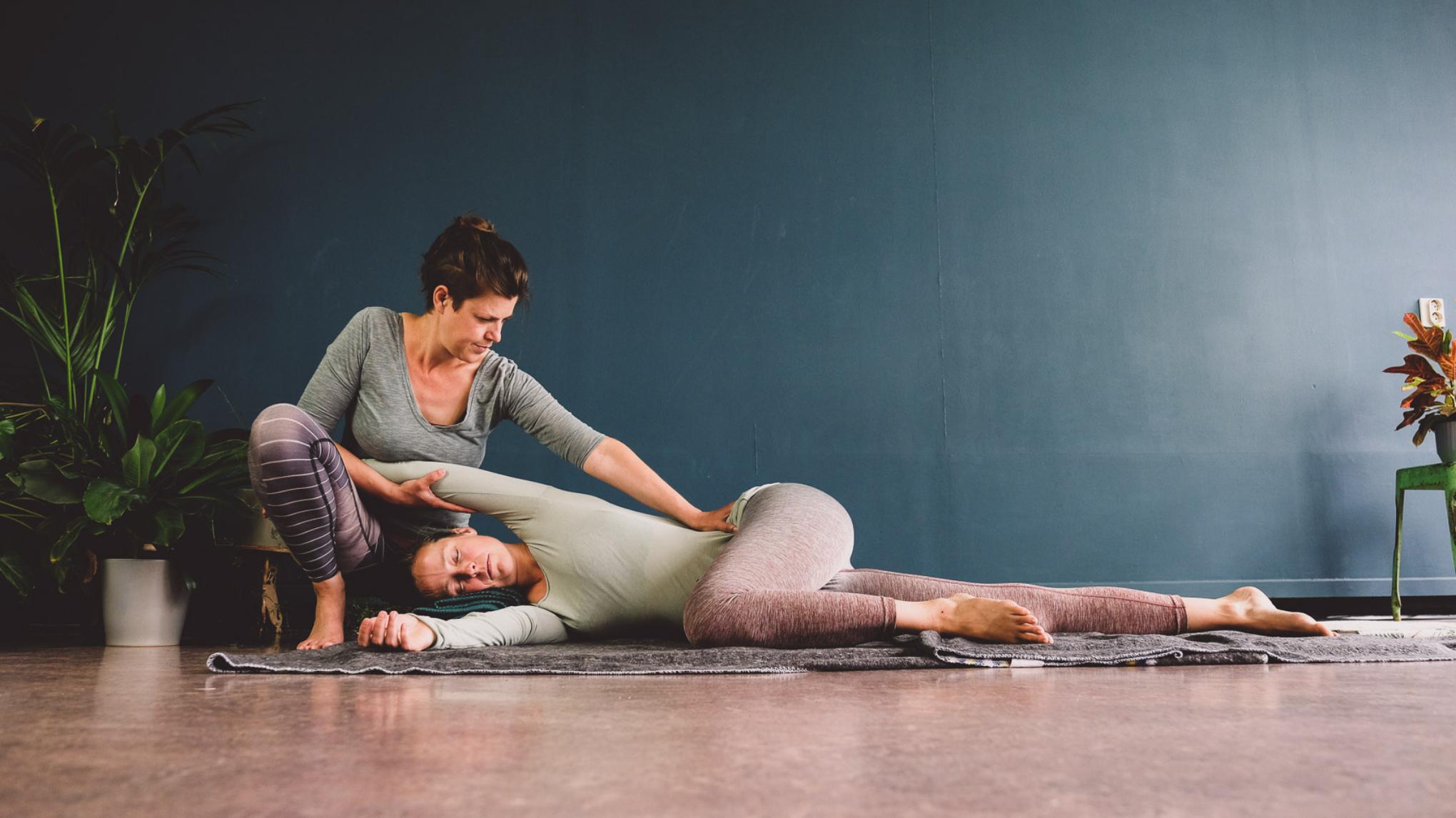 Thaise Yoga massage les 3: massage in zijlig