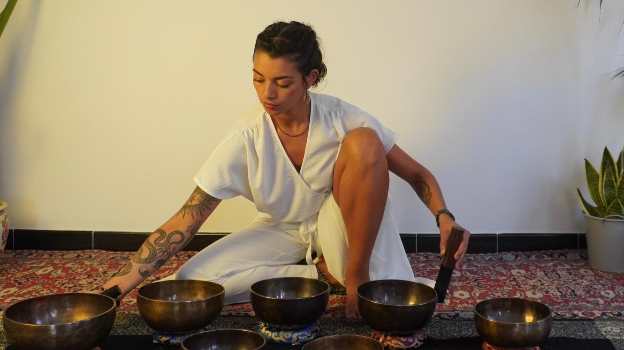 Cacao Ceremony: Sound Healing, Mantra & Luna Piena con Juliana