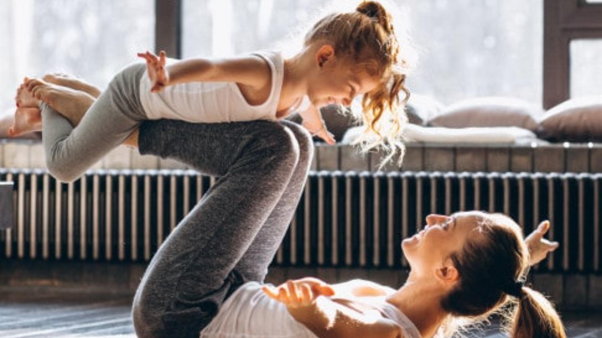 Acroyoga Parents & Enfants au Château Saint-Pierre de Mejans