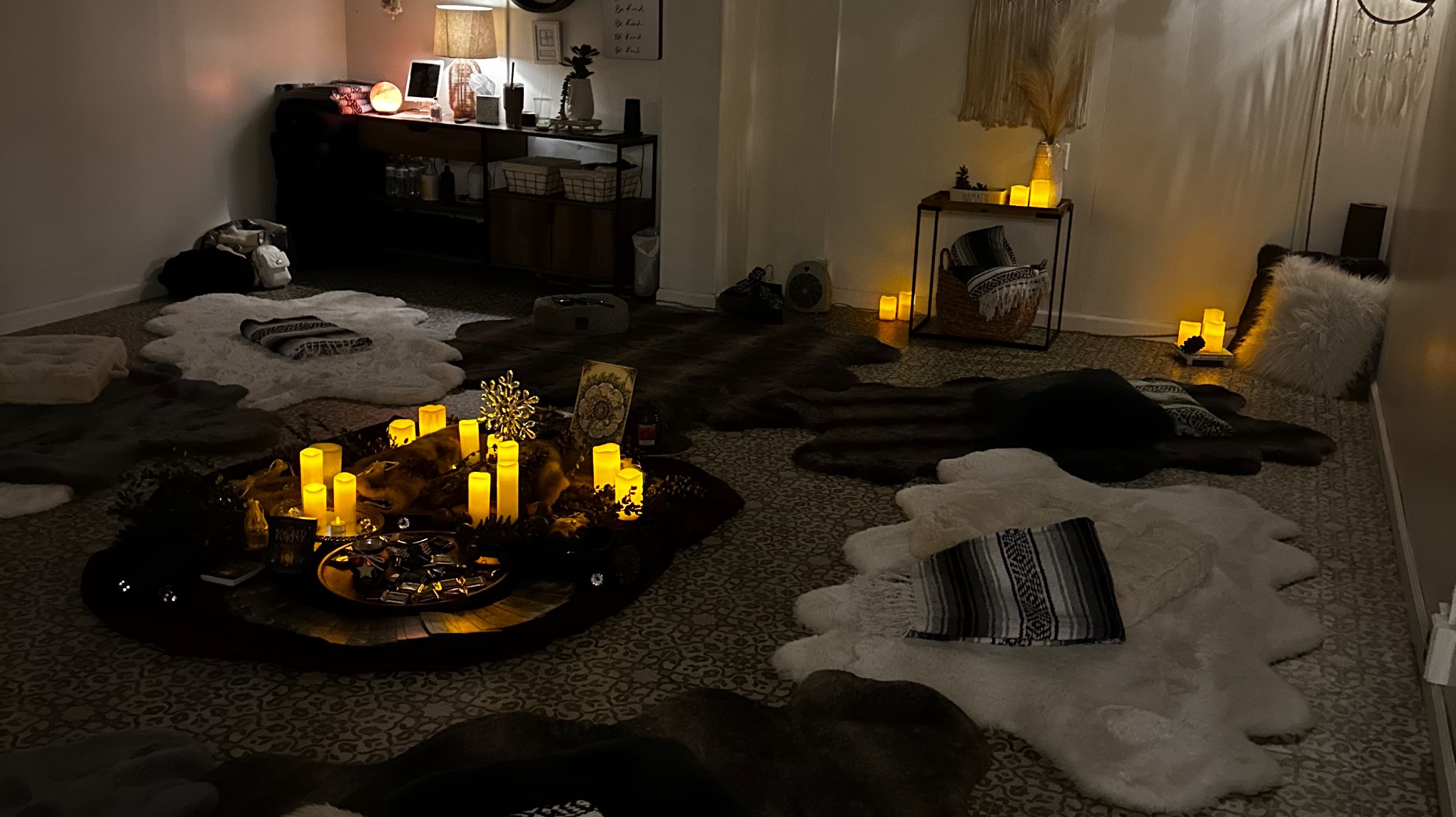 “Living with the Seasons” Circle with Whitney and Bea