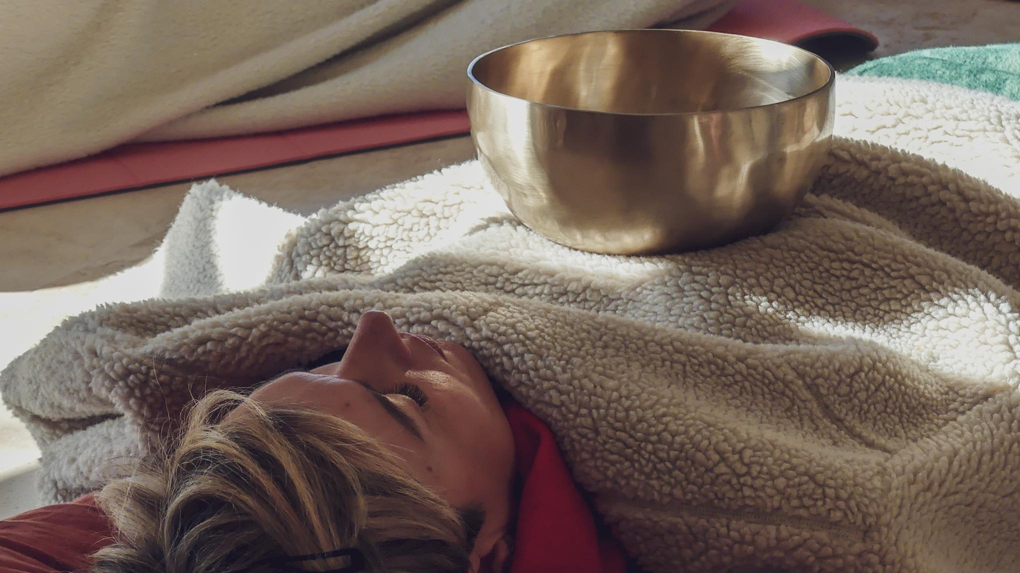 Massage Sonore à la chapelle du château Saint-Pierre de Mejans