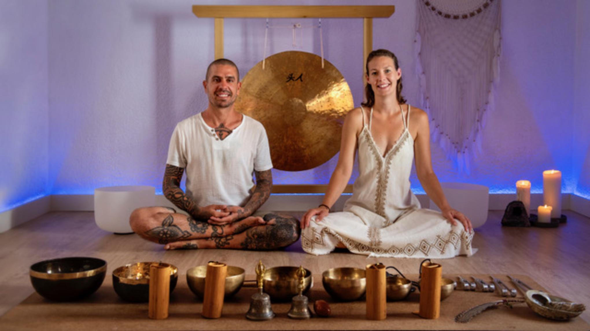 Yin Yoga und Soundhealing mit Laura und Vincent