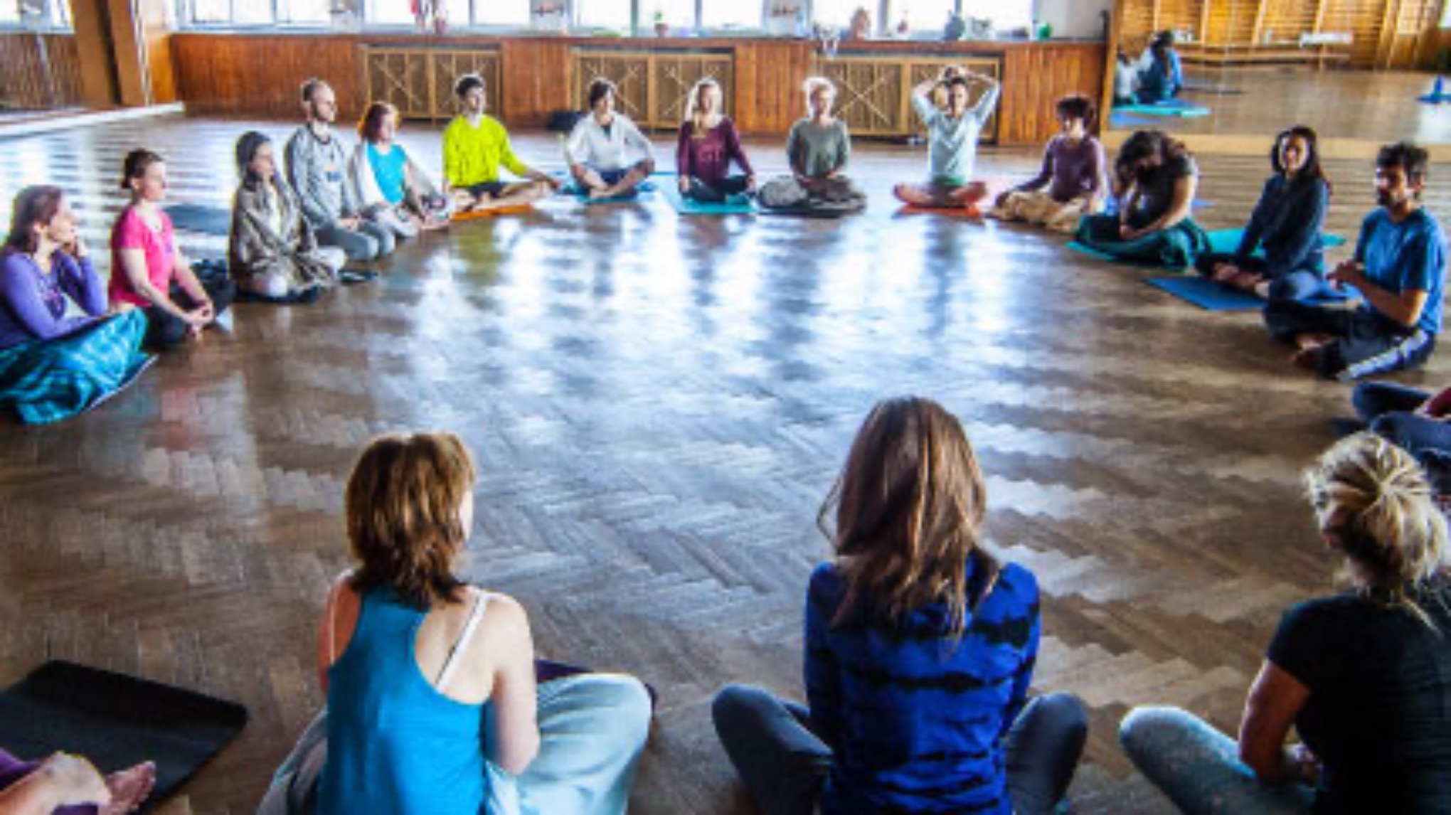 JAMES BOAG: INTERACTIVE TALK & KIRTAN  (IN FRENCH)