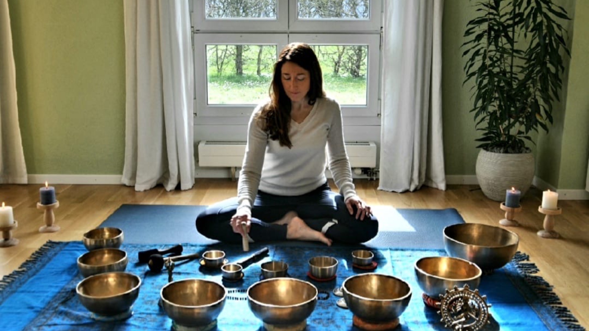 Klangbad nach traditioneller Art aus dem Himalaya