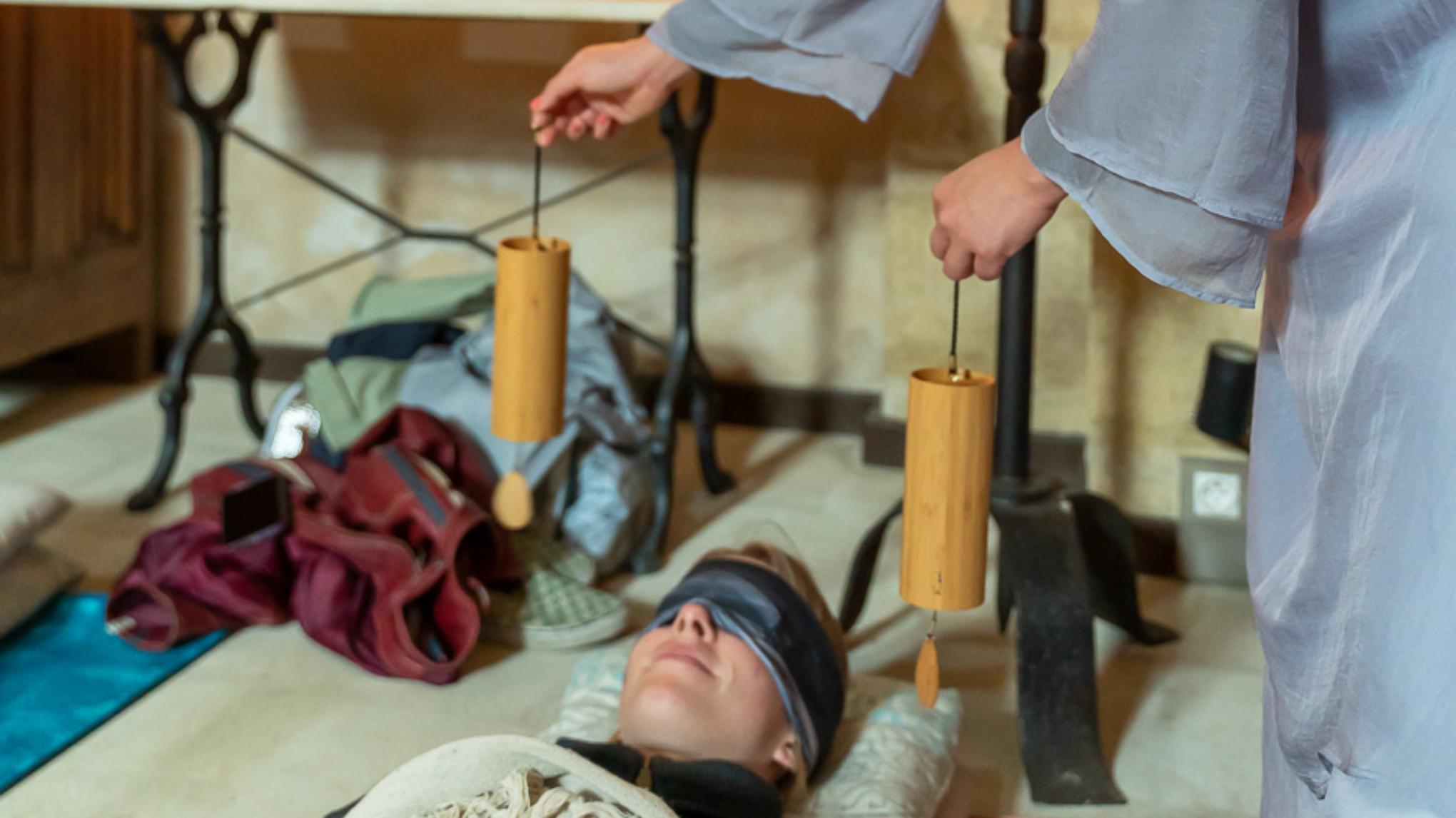 Massage Sonore à la chapelle du château Saint-Pierre de Mejans