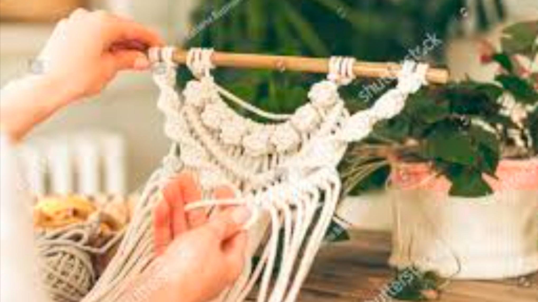 Costruzione dell' Altare in Macramè