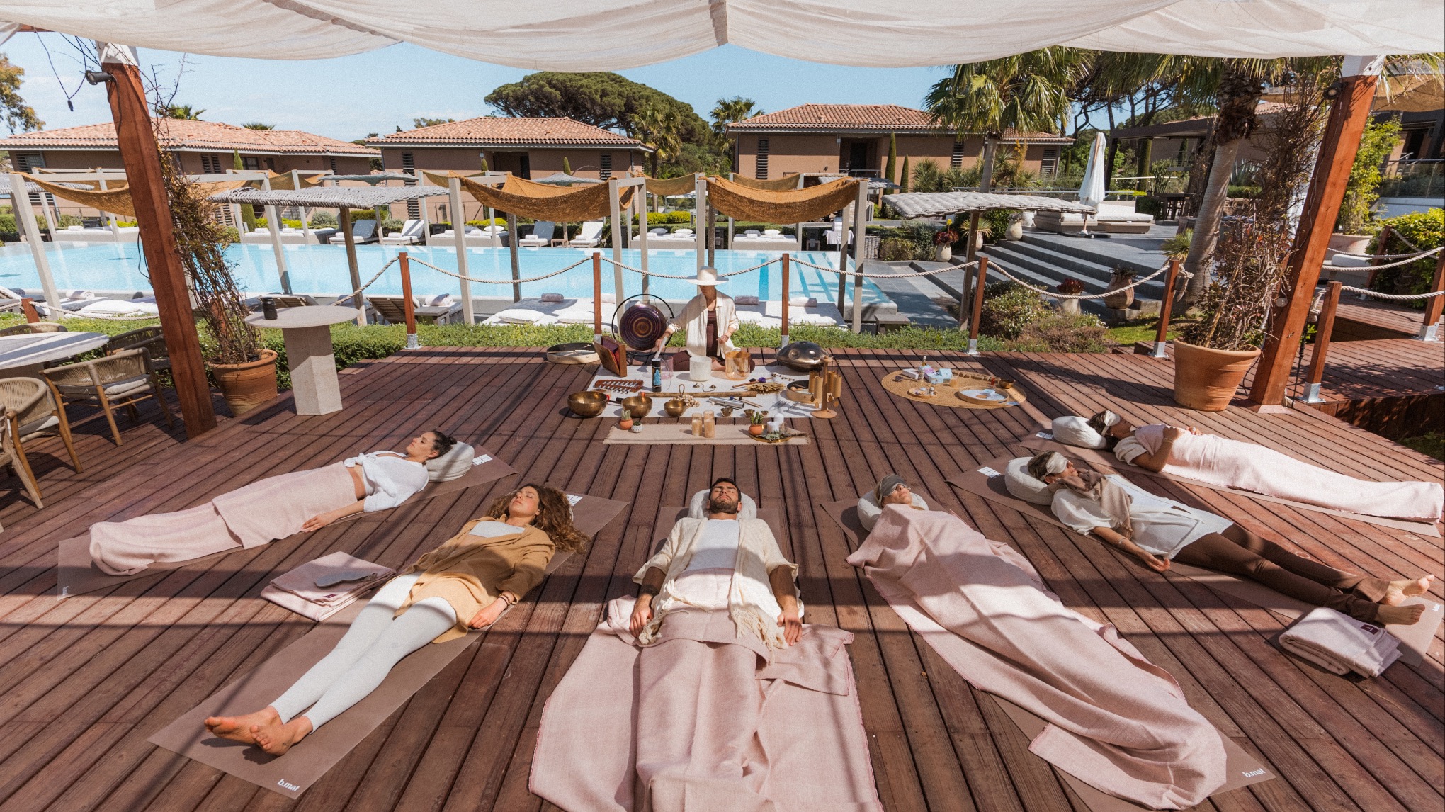 DAY YOGA RETREAT (Hôtel du Kube à Saint-Tropez) 🧘🏼‍♀️☀️💦