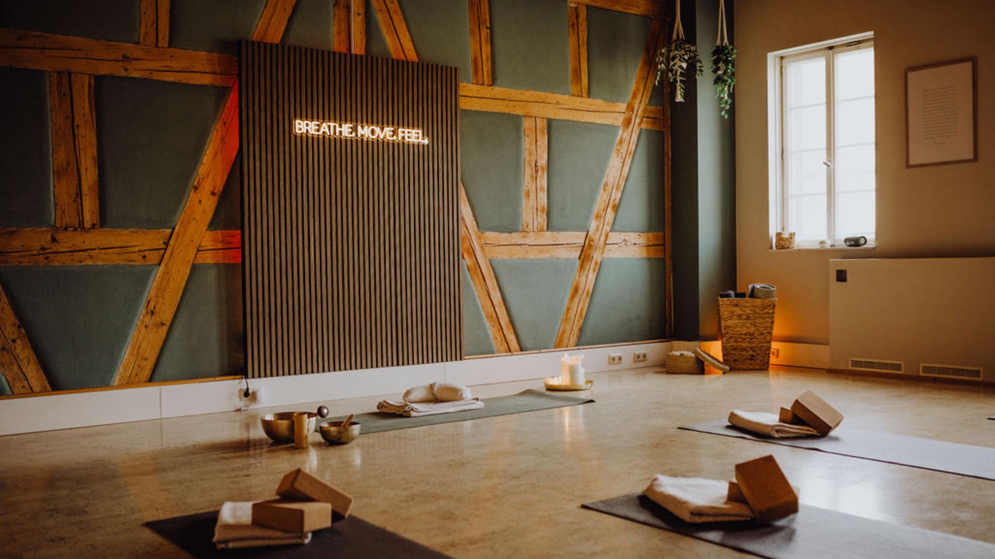 Hip hip hooray: 1 Jahr Namasti Yoga Studio