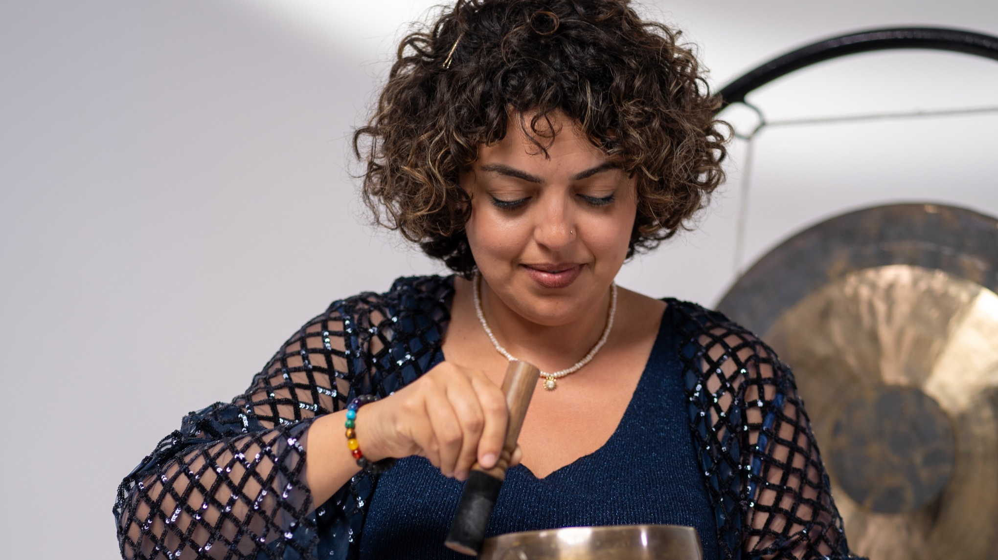 Sound Healing Ceremony Avec Hala