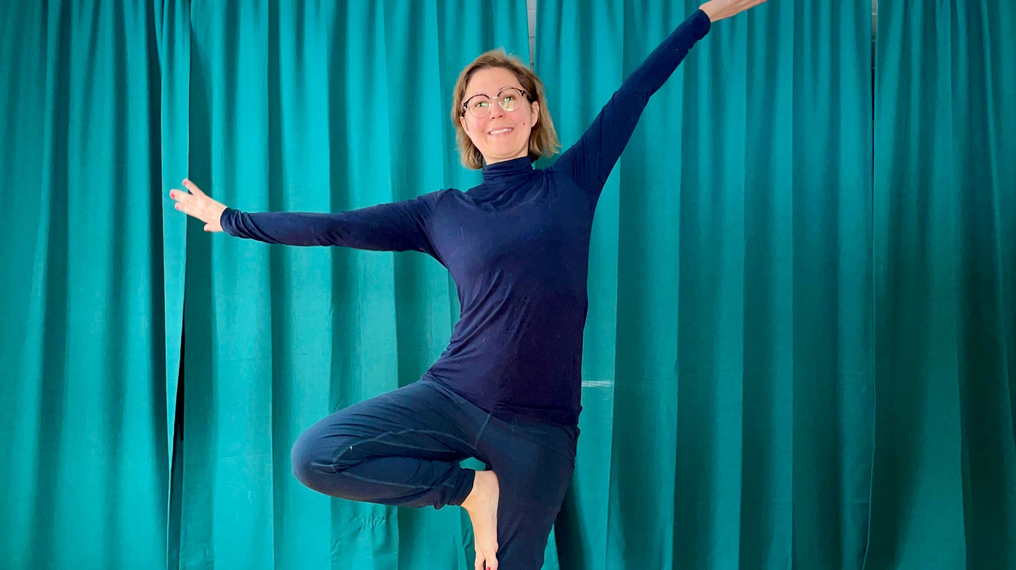 Hoppa in i Bureås yogagrupp, kl 19.15-20.15, från träff 3 av 10