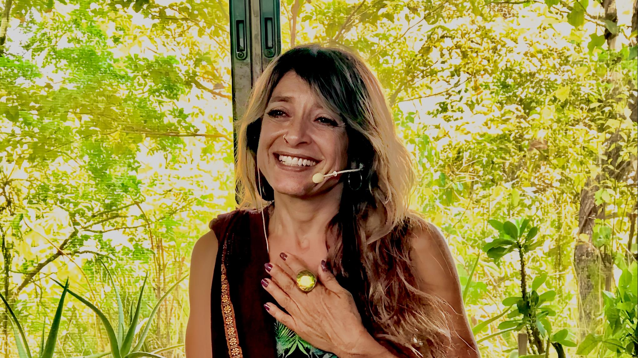 3: Restorative Yoga & Meditation Teacher Training - Veda Ela (25 uur)