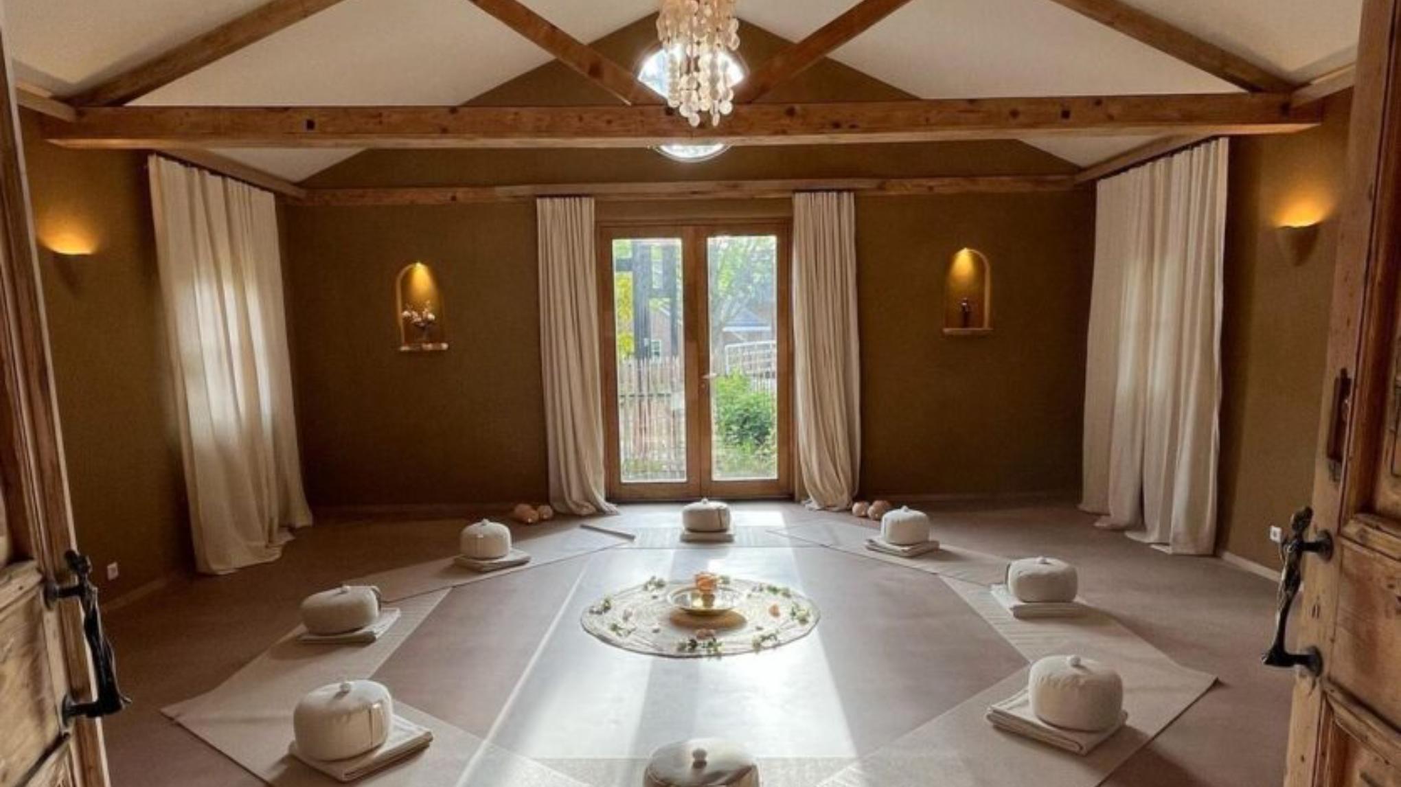 Breathwork, Yin Yoga & Meditatie in Het Maanhuis