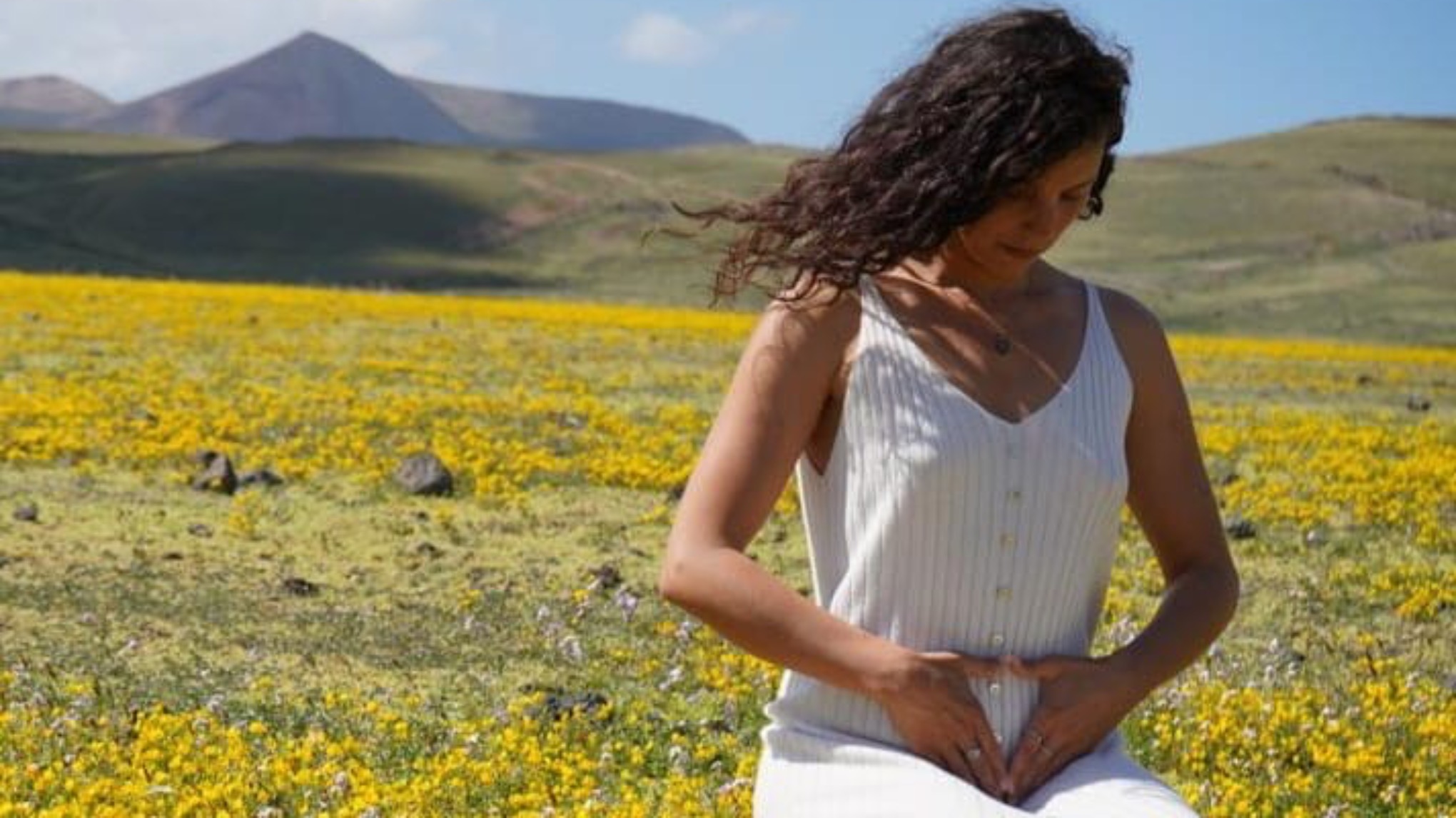 EN LIGNE - Atelier Full Moon, Yoga doux et rituel