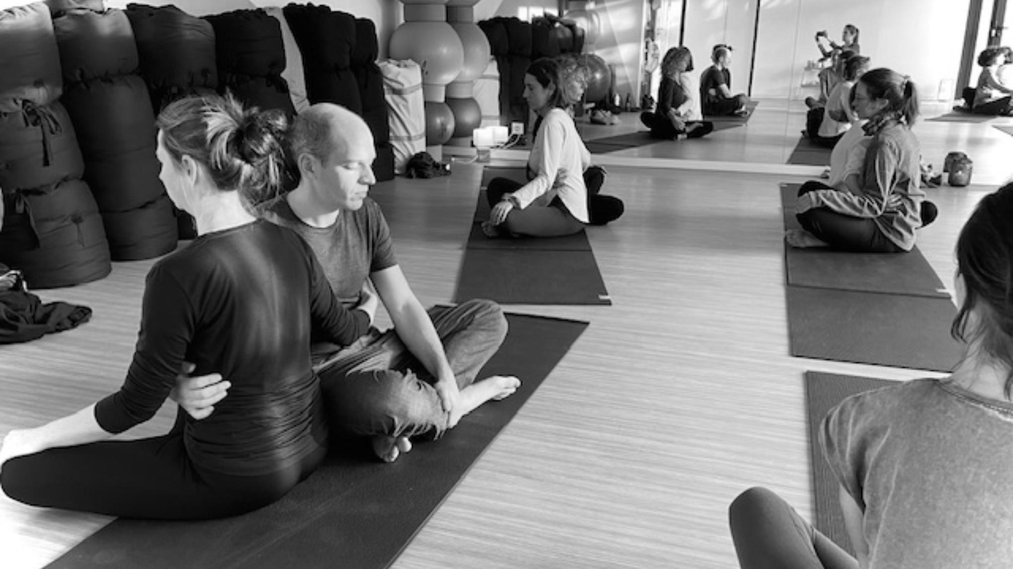 💛 Stage Yoga Duo & Massage Thaï 💛