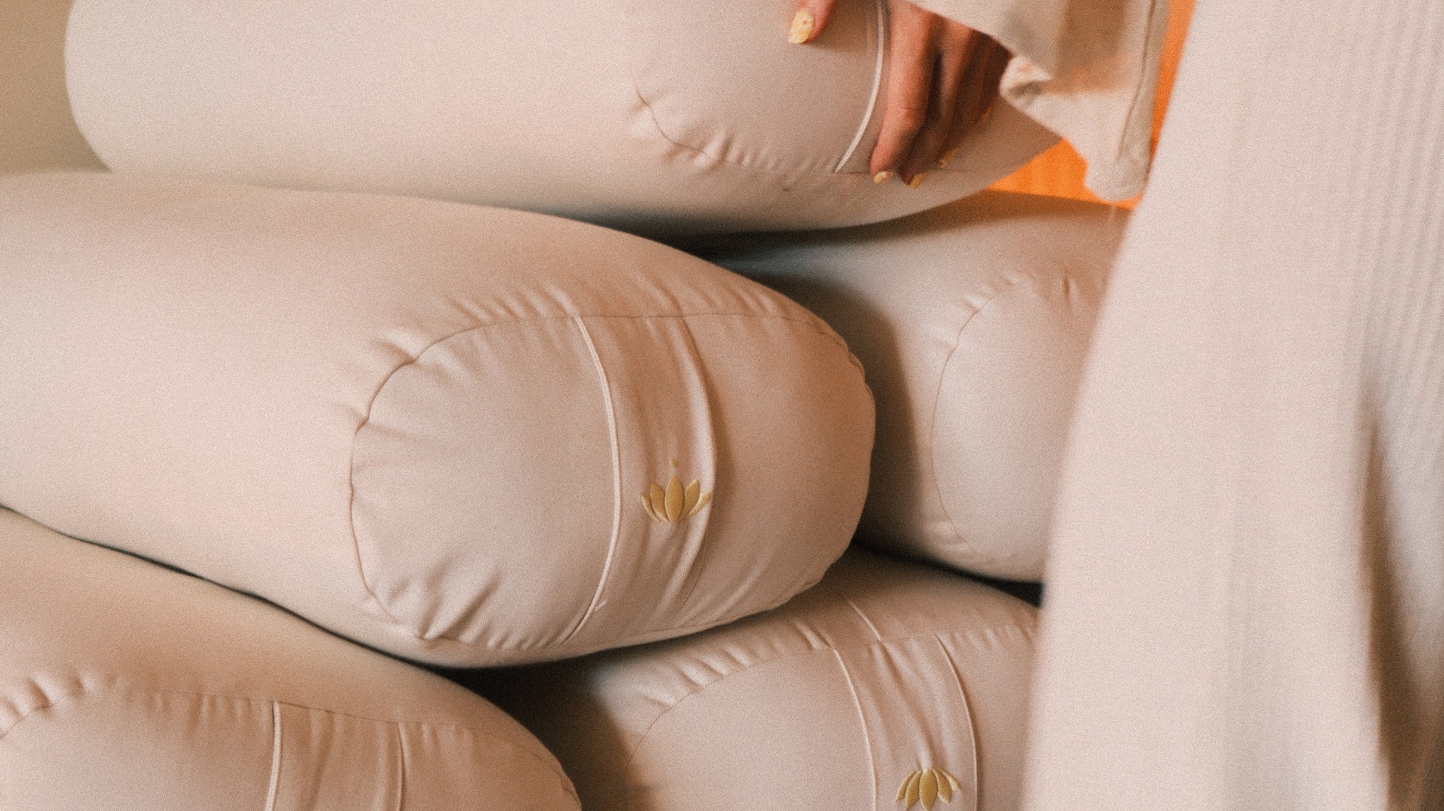 Yoga de la Femme & SPA 🕯Full Moon