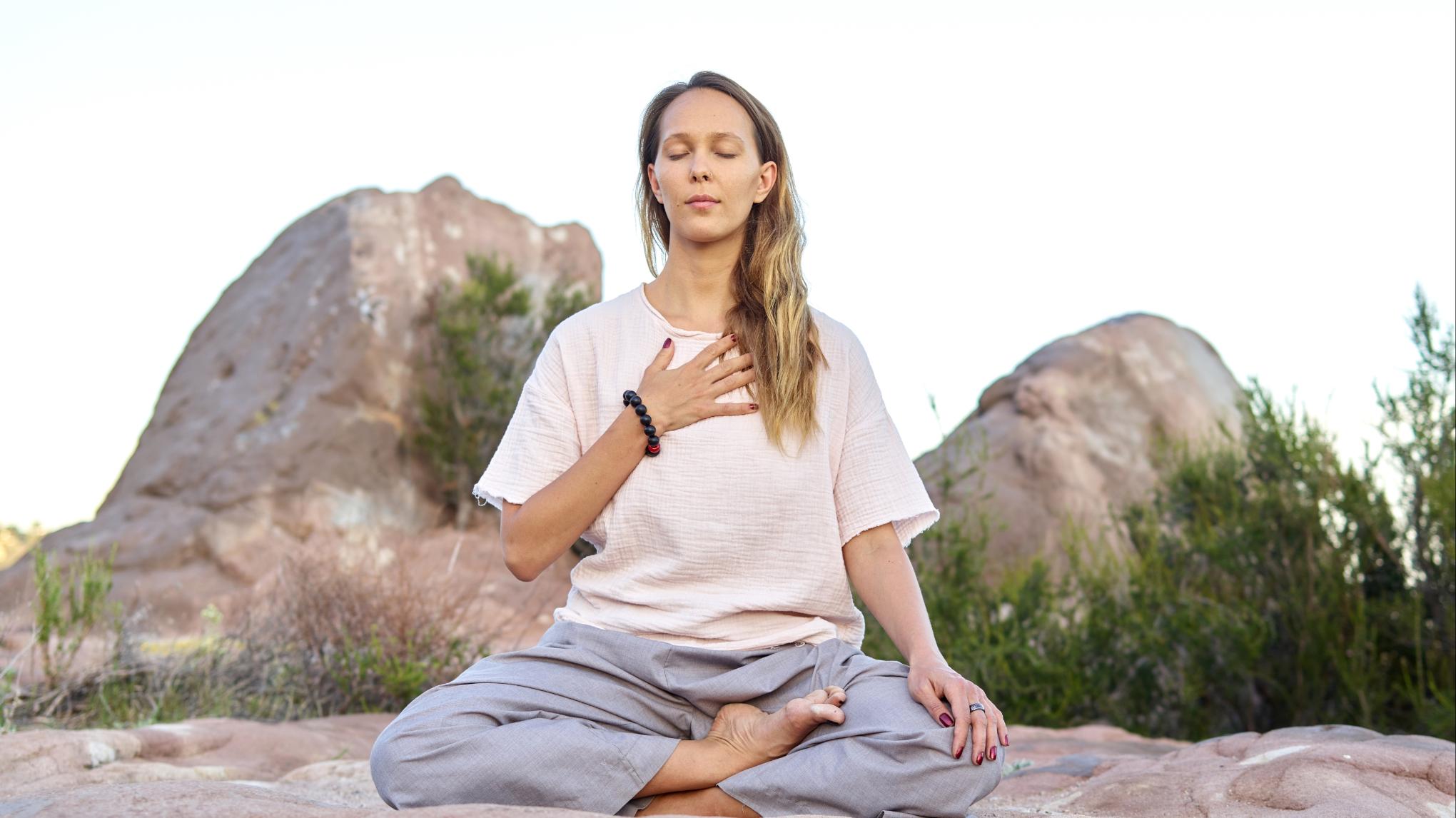 Paris - Atelier Yoga doux et sophrologie