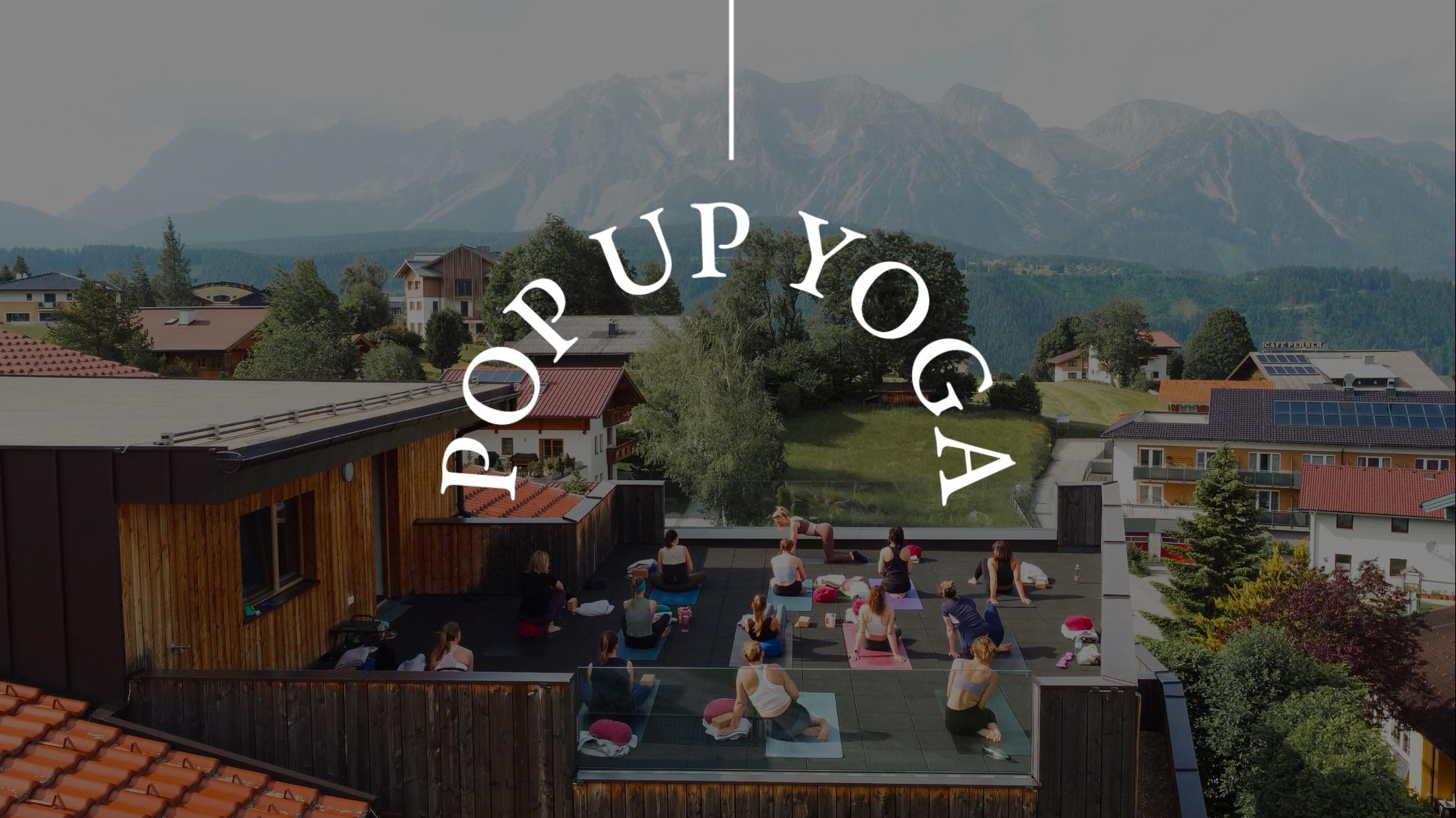 Pop Up Yoga Salzburg auf unserer Yogaplattform mit Brunch