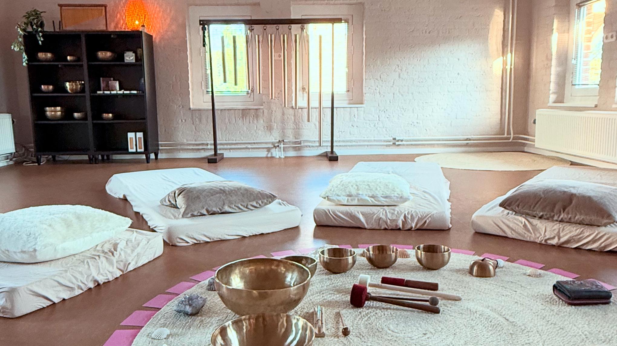 Dompel jezelf onder in diepe ontspanning: XXL Klankschalen Sessie!