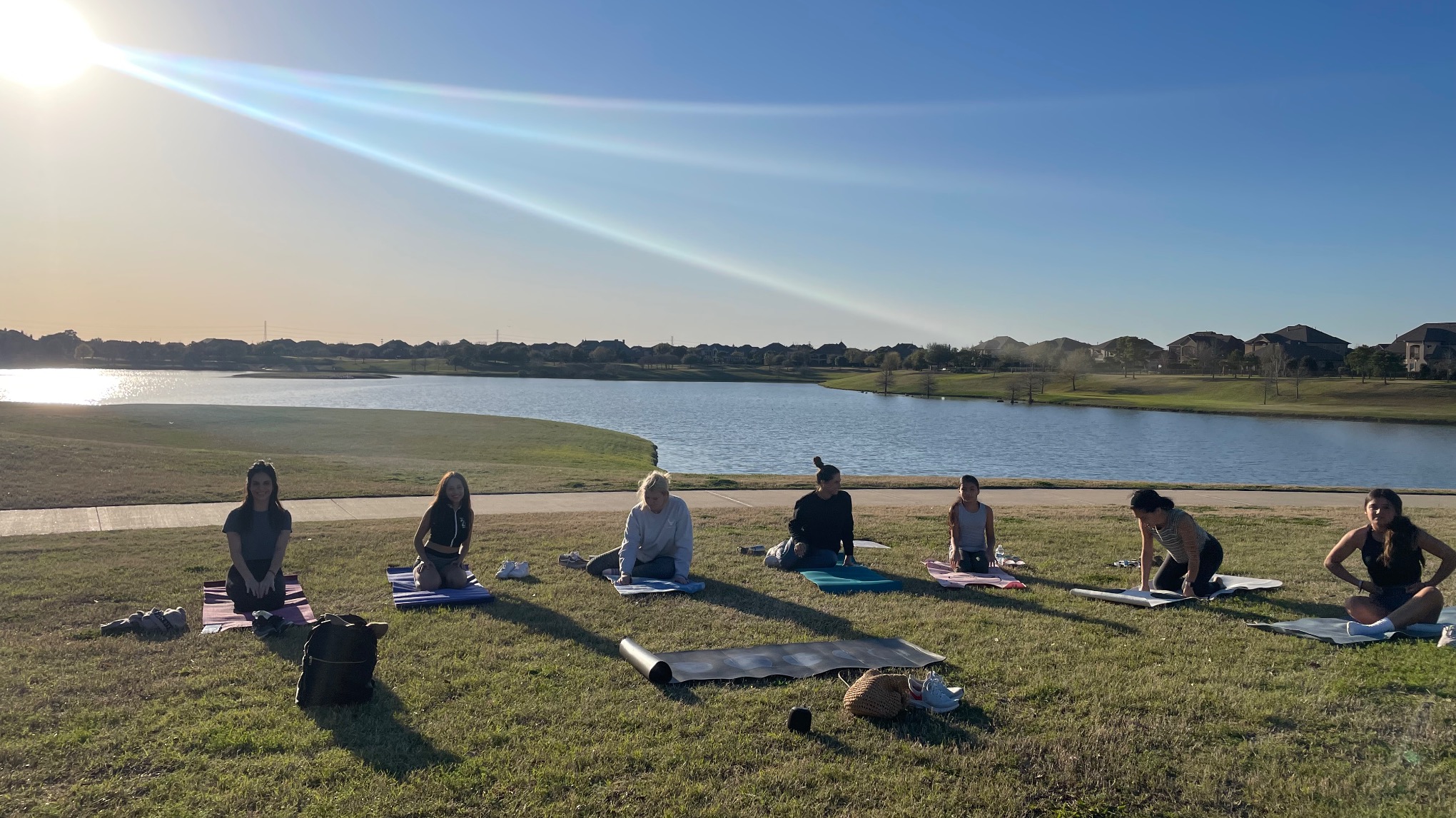 Flow de Cumpleaños: Yoga, Alegría y Amor para Emperatriz