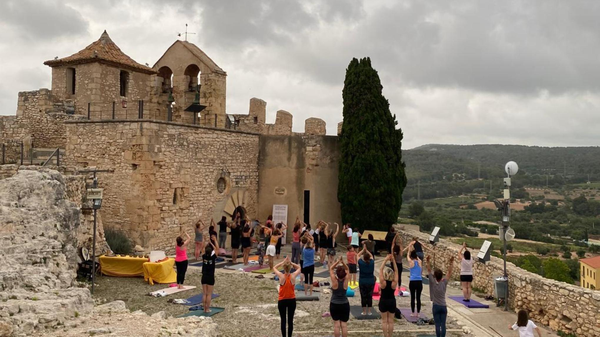 108 SALUDOS AL SOL SOLIDARIO