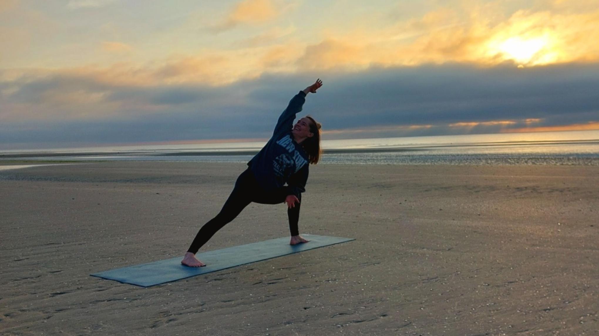 Yoga & Sauna by the Sea