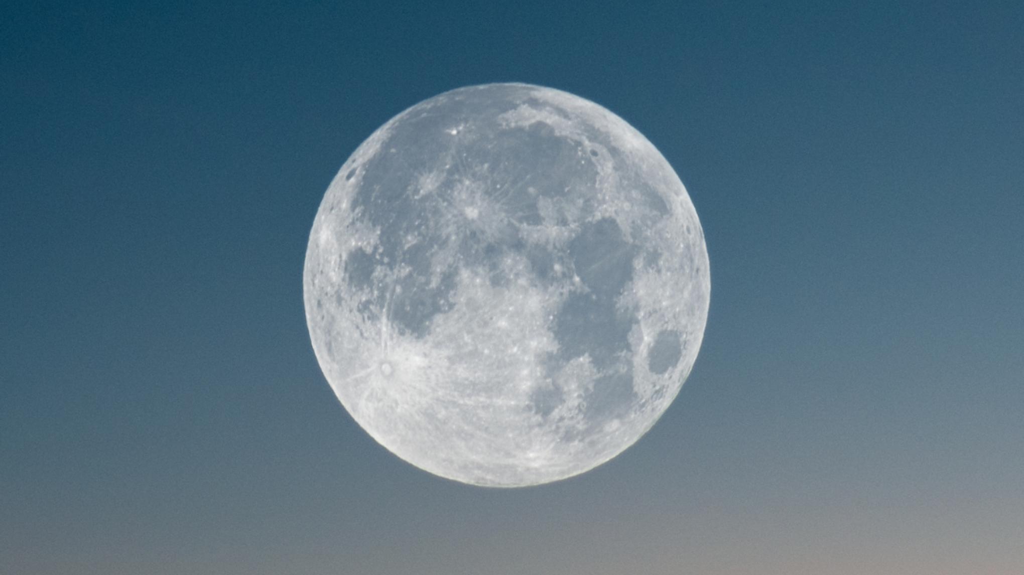 Full moon Yin yoga & Soundbath