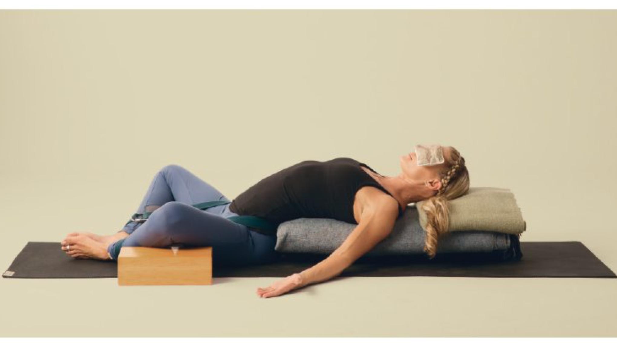 Restoratieve Yoga Practice