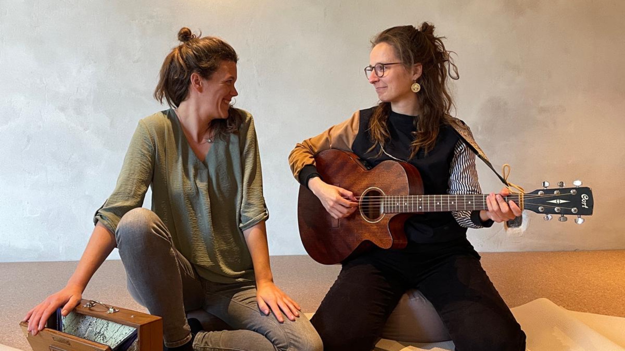 Zangcirkel met lig- en hangconcert