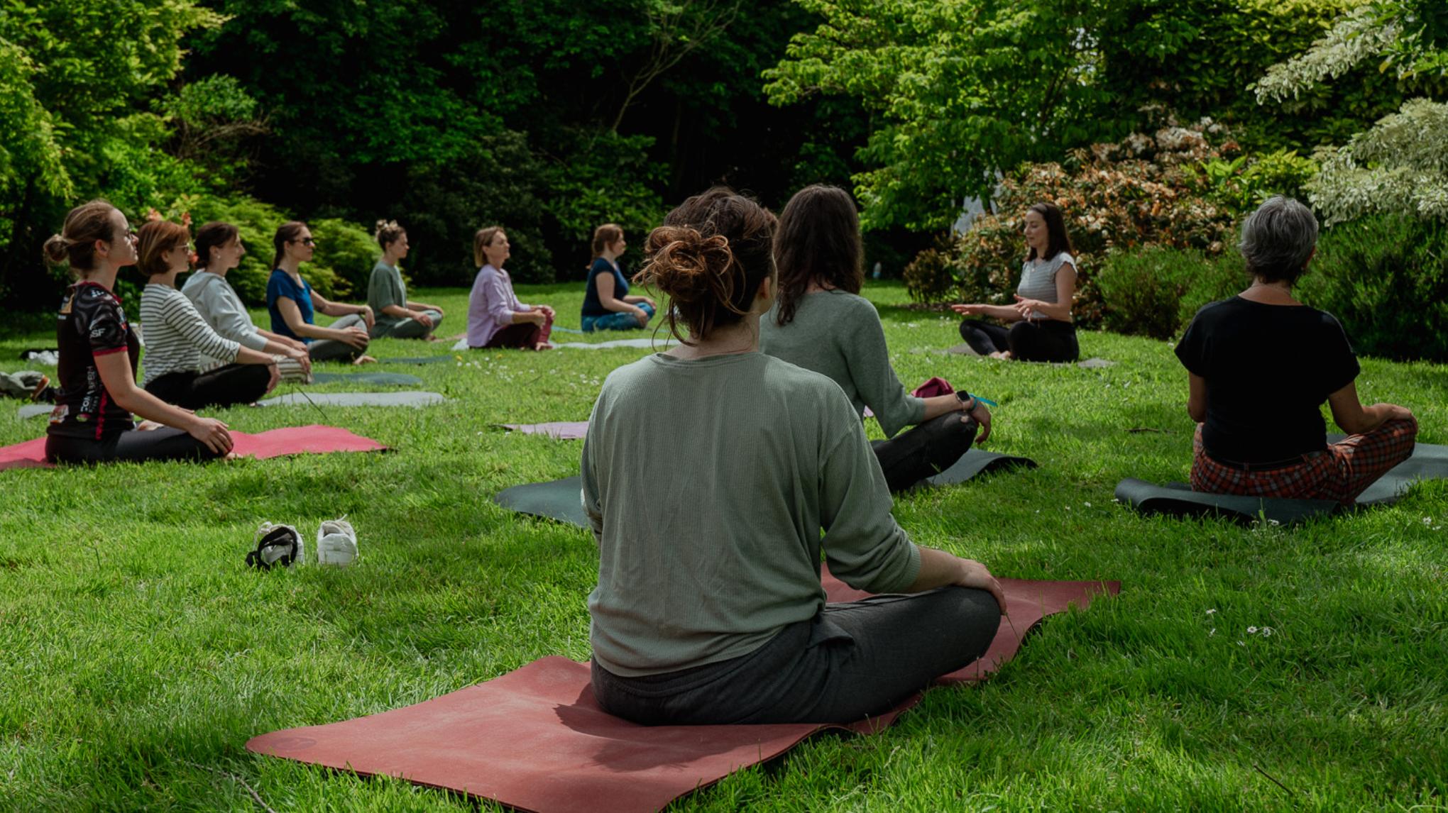 YOGA OPEN AIR au Manoir de Keranden // Asso Bside