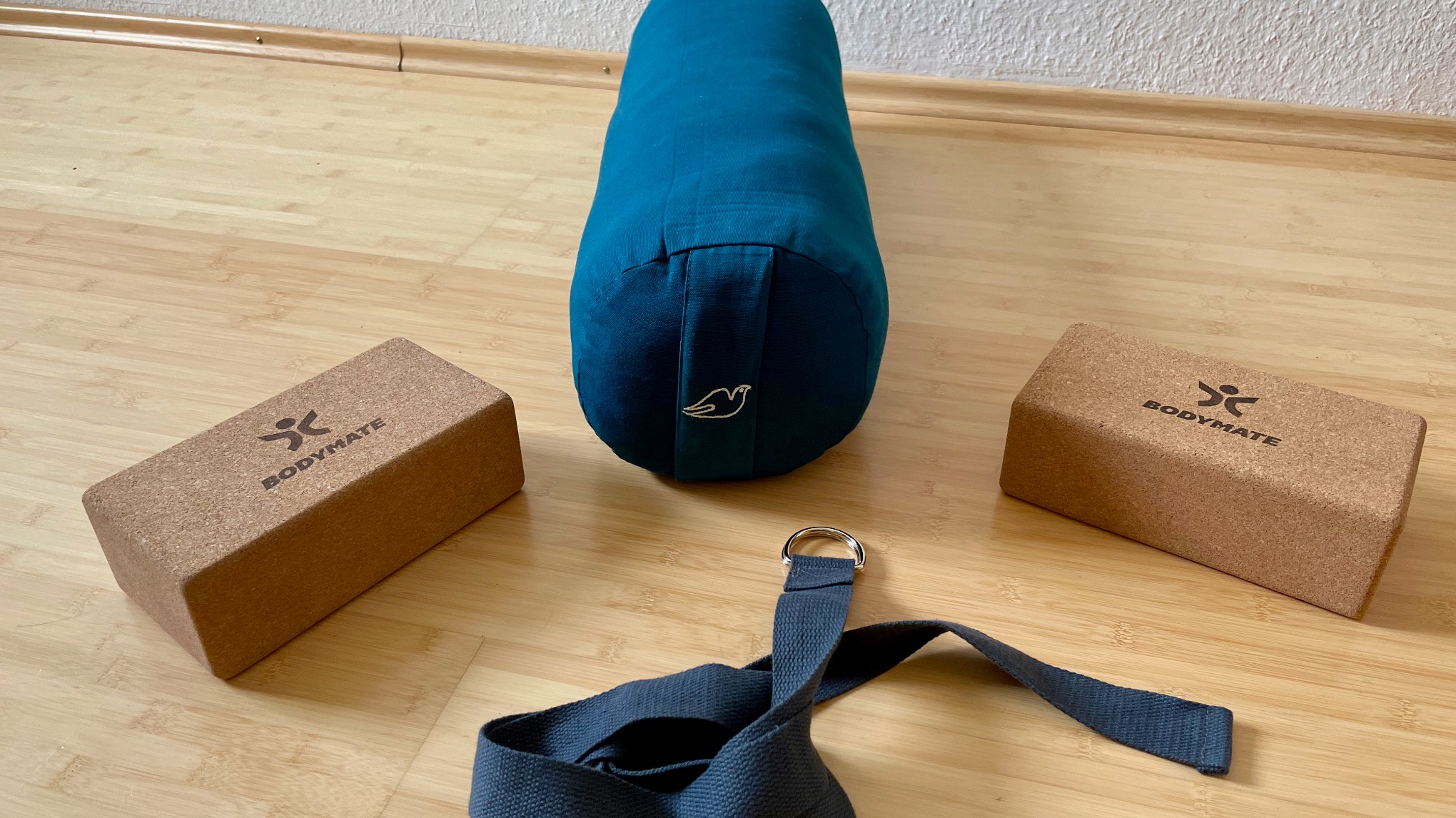 YIN YOGA AUGUST
