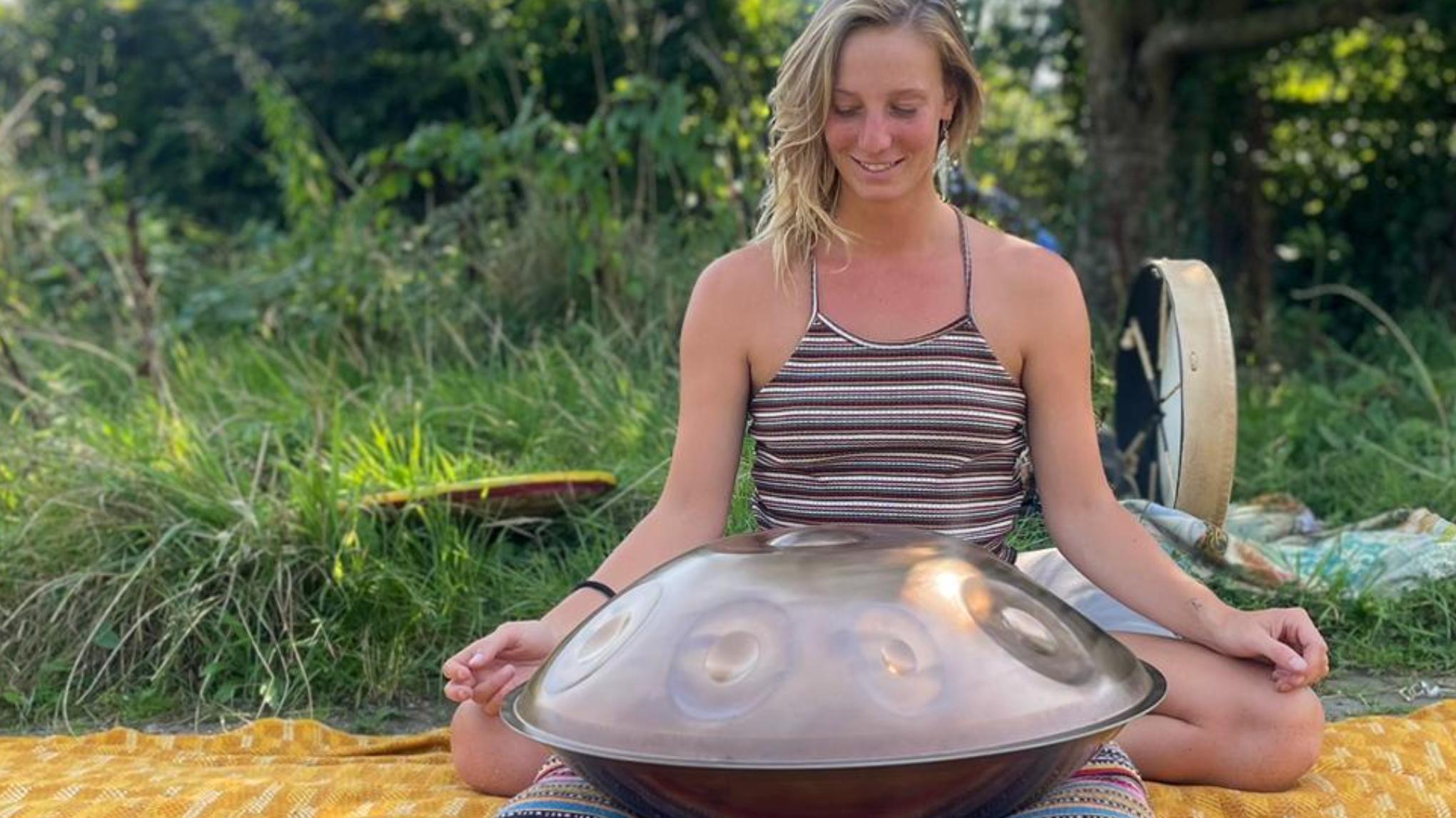 Cacao Ceremonie in de duinen~ Adem, Handpan, Klankschalen