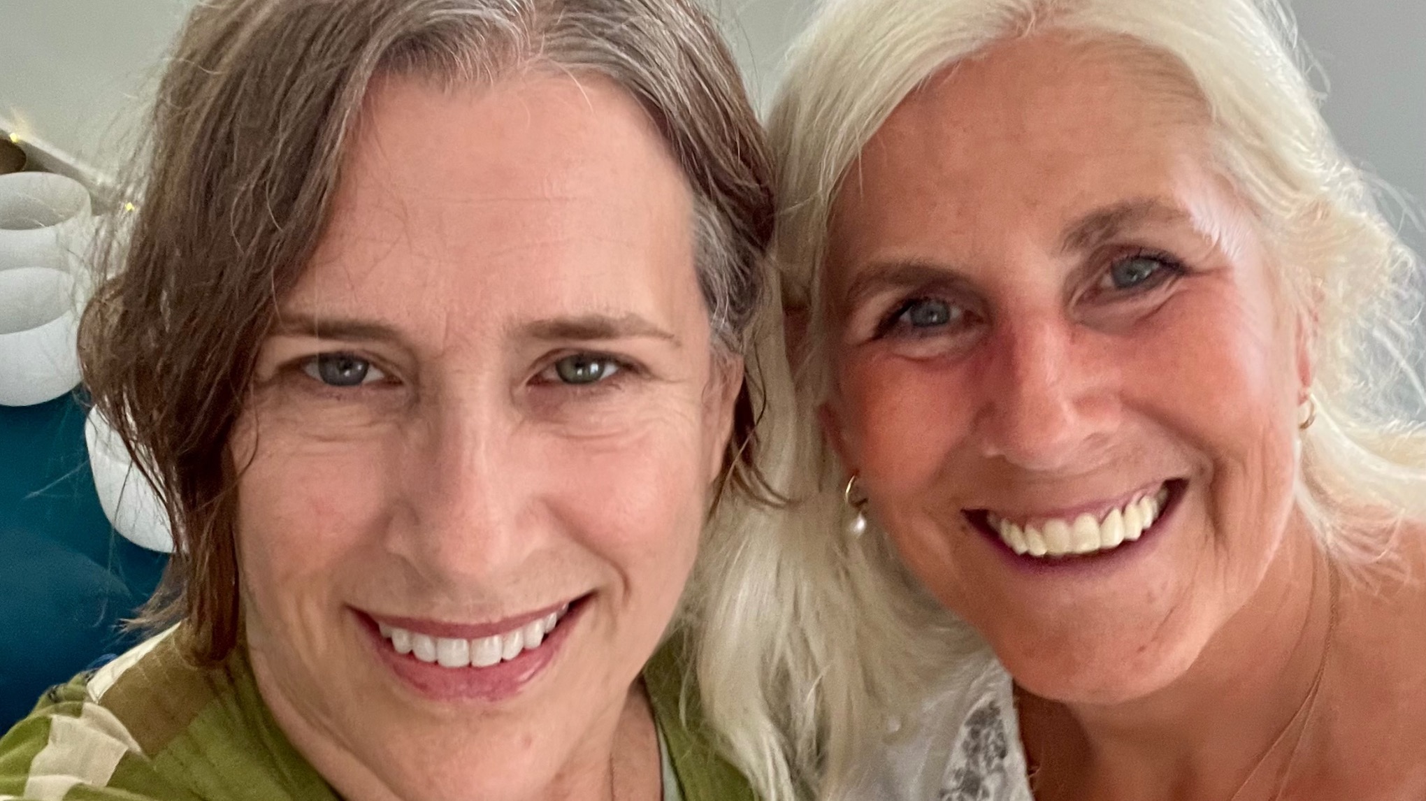 Twixmas reset with Mary & Jo Restore, Reiki, Sound