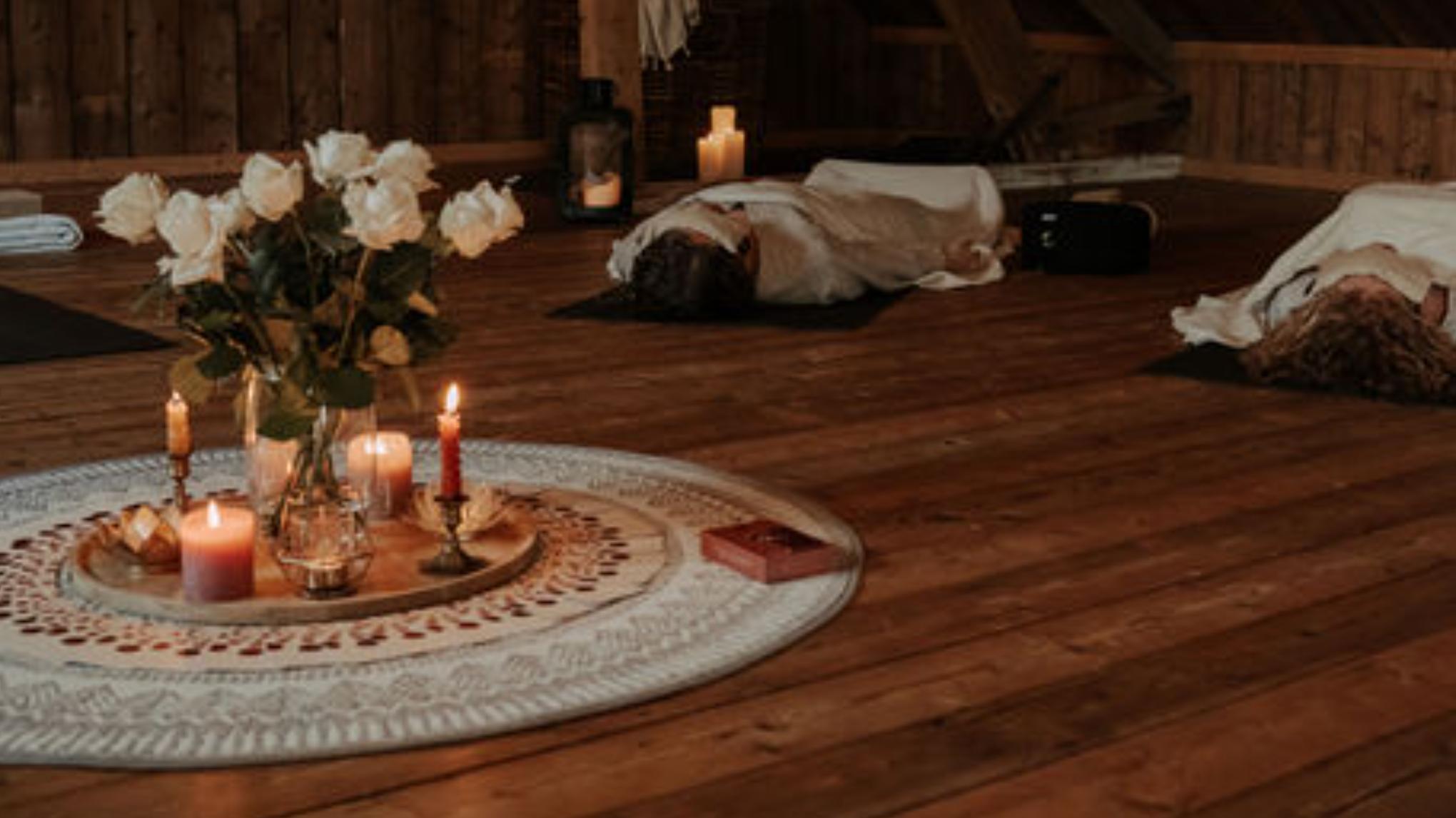 Healing Yoga I Ginny & Lenneke