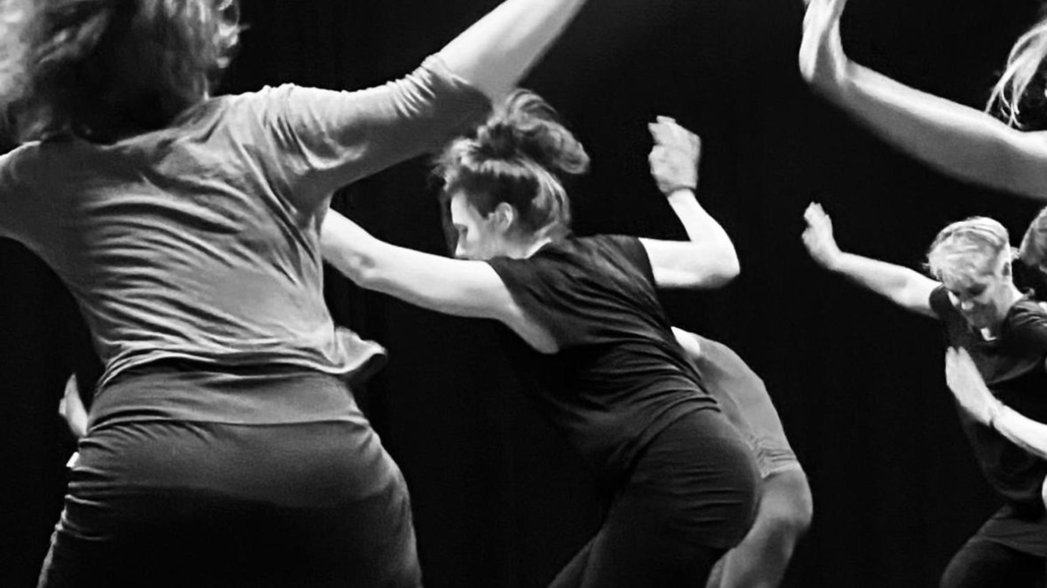 WORKSHOP Afrikaanse Dans met Live Percussie (Rika Broers) - STUDIO 3