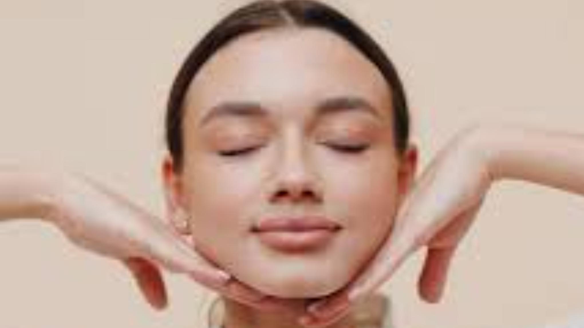 Face yoga et diagnostic soin pour le visage