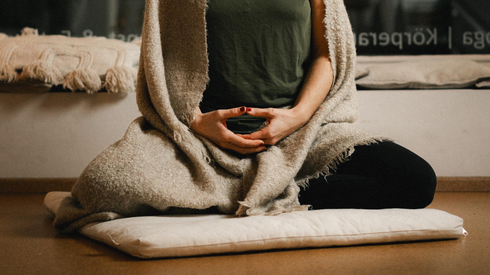 Yoga-Intensive in Stille "Less Drama more Dharma"