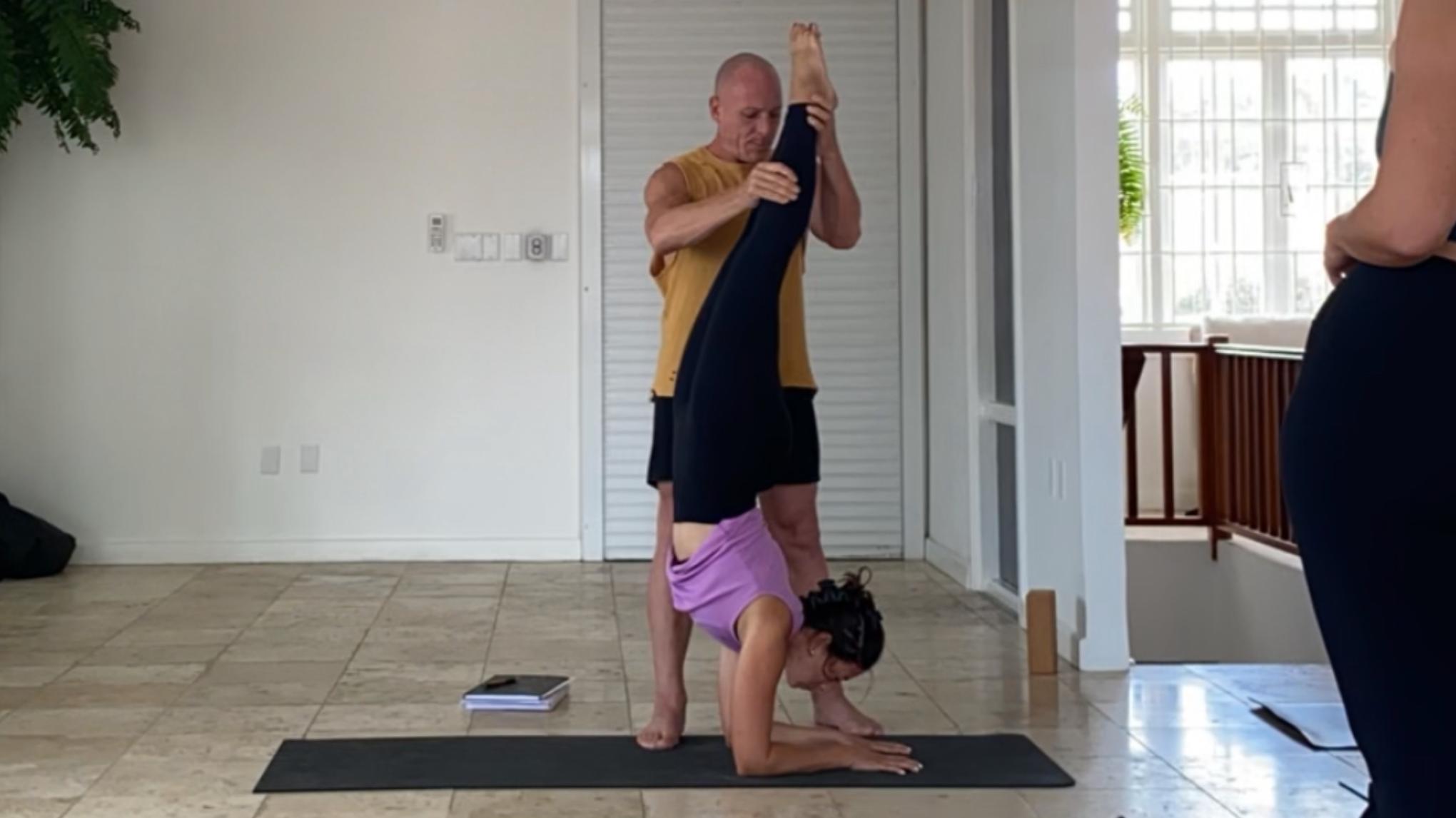 🤸‍♂️ Workshop: Arm Balances & Headstands