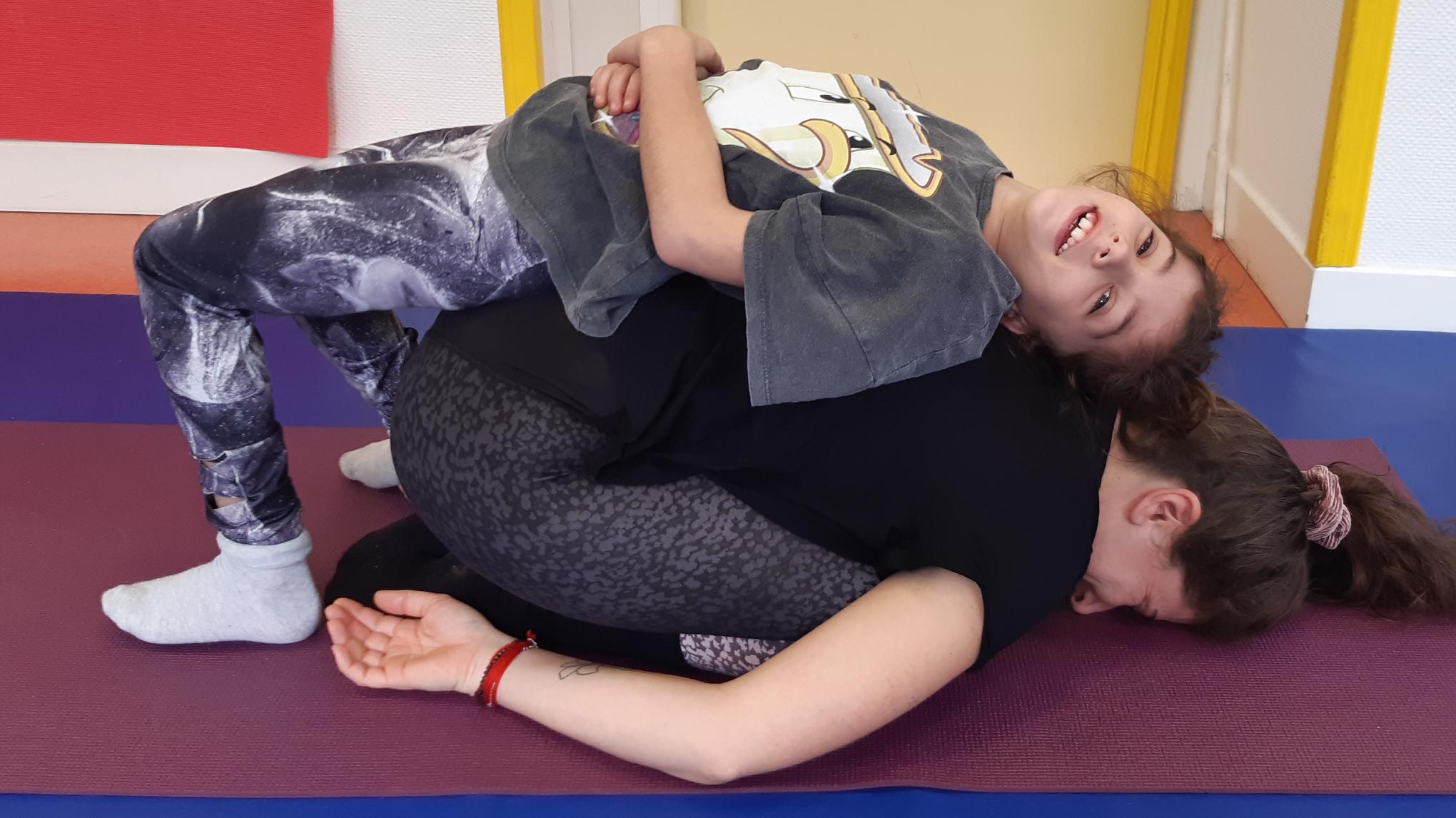 YOGA PARENT-ENFANT - VACANCES D'HIVER (4-8ans) ☃️