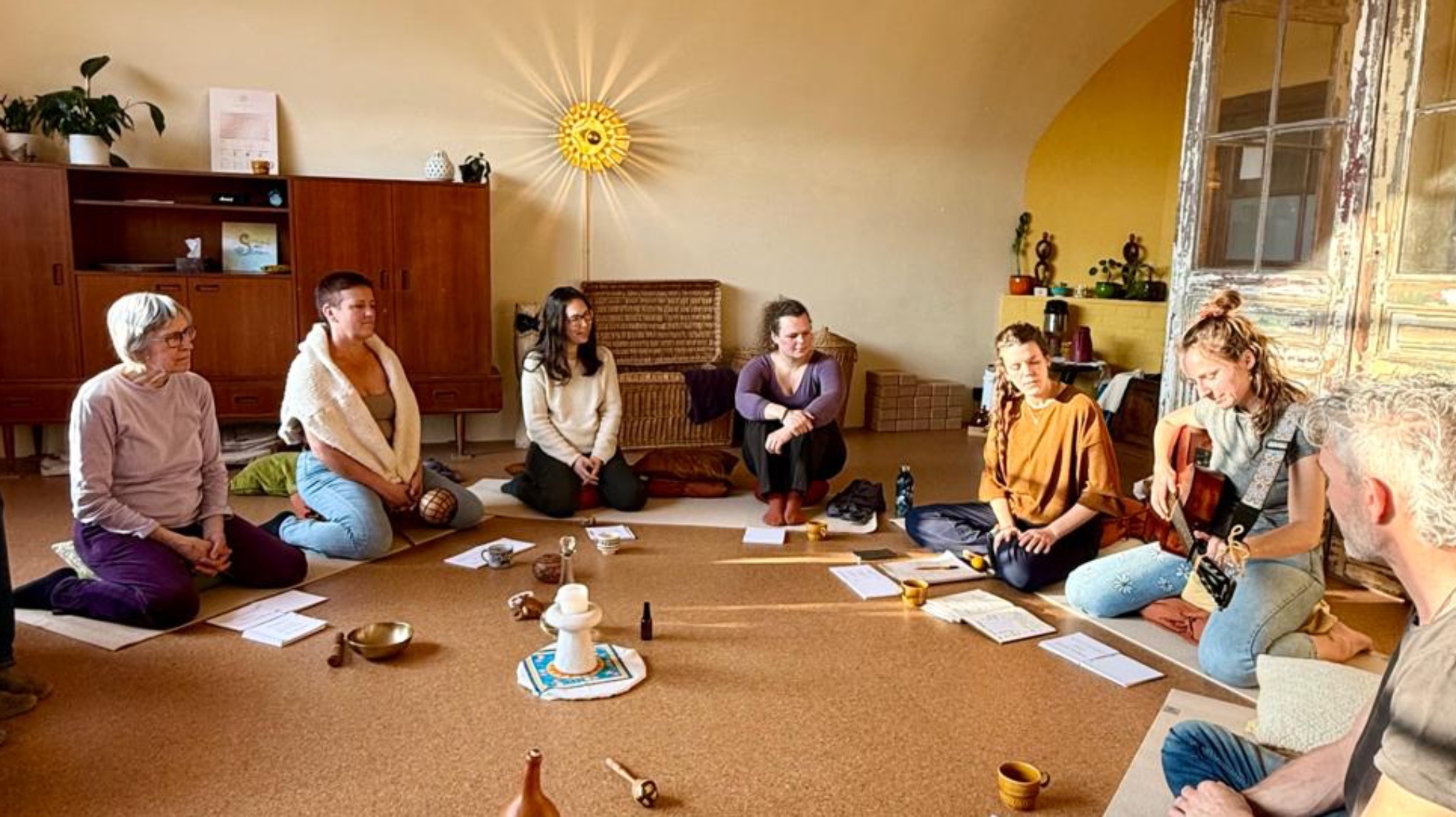 Mantracirkel met Sara & Emilie - 't Stroomt