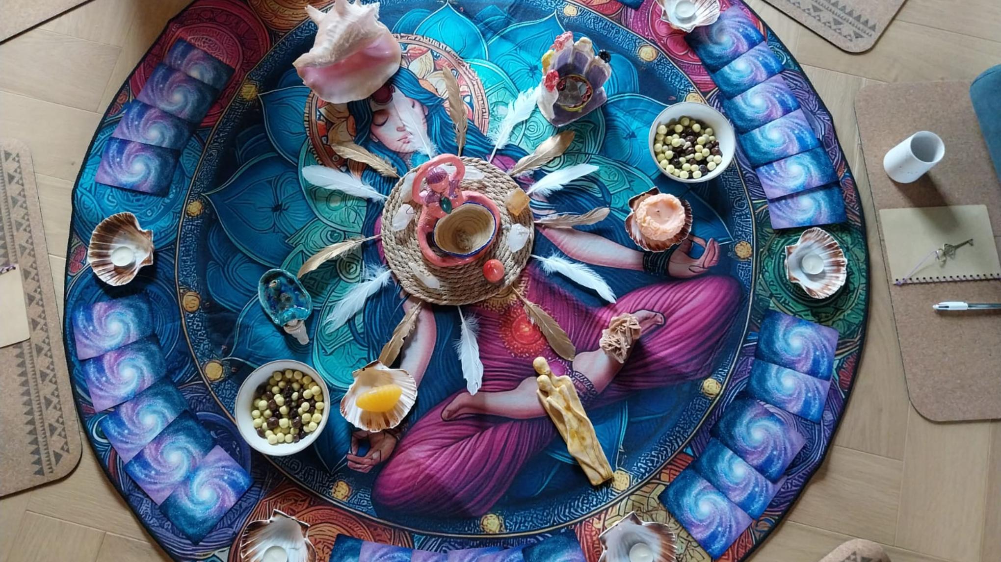 CERCLE DE FEMMES – LA FEMME LUNAIRE