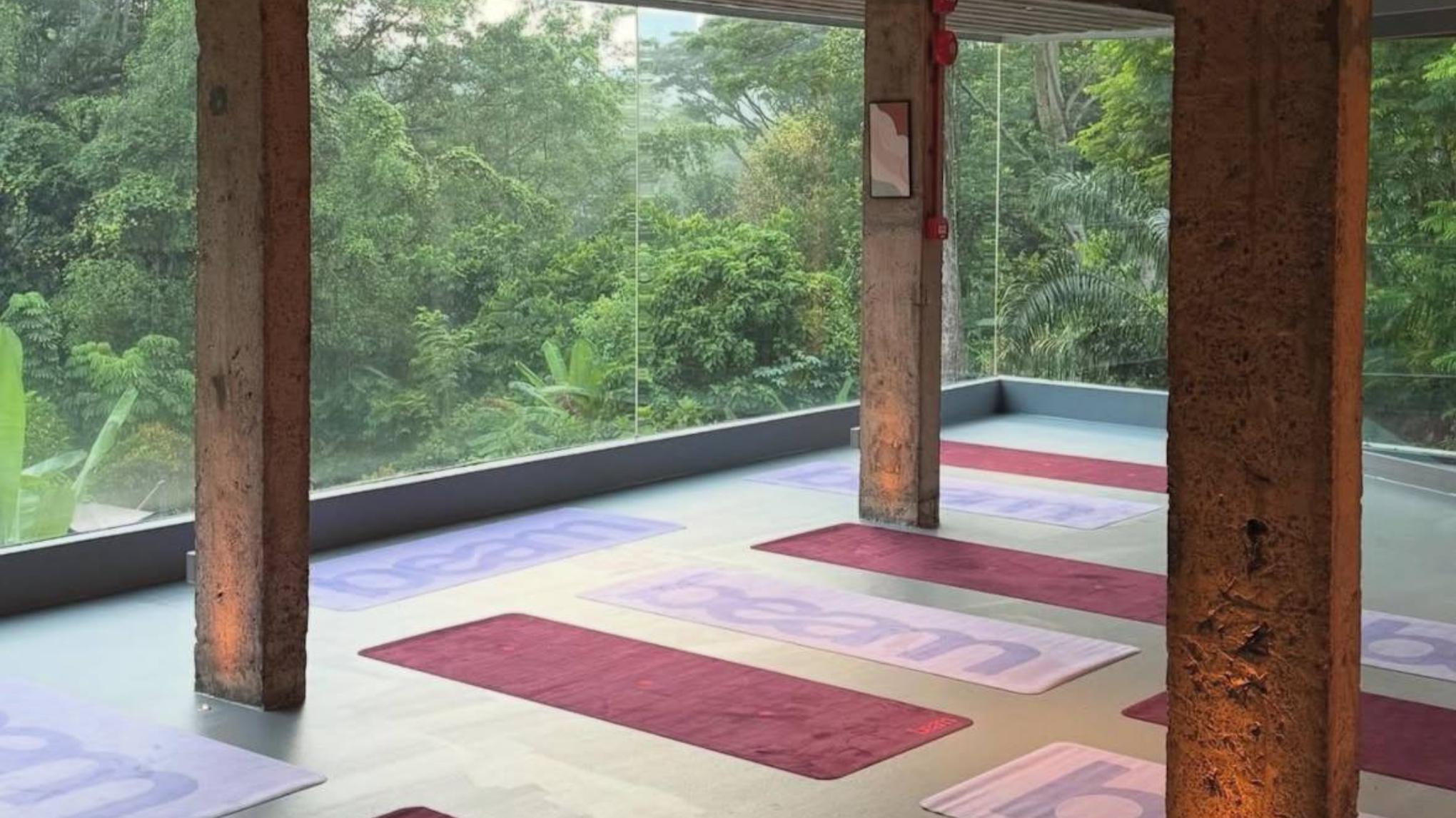 Vinyasa at AIR CCCC: BREAKFAST SERIES