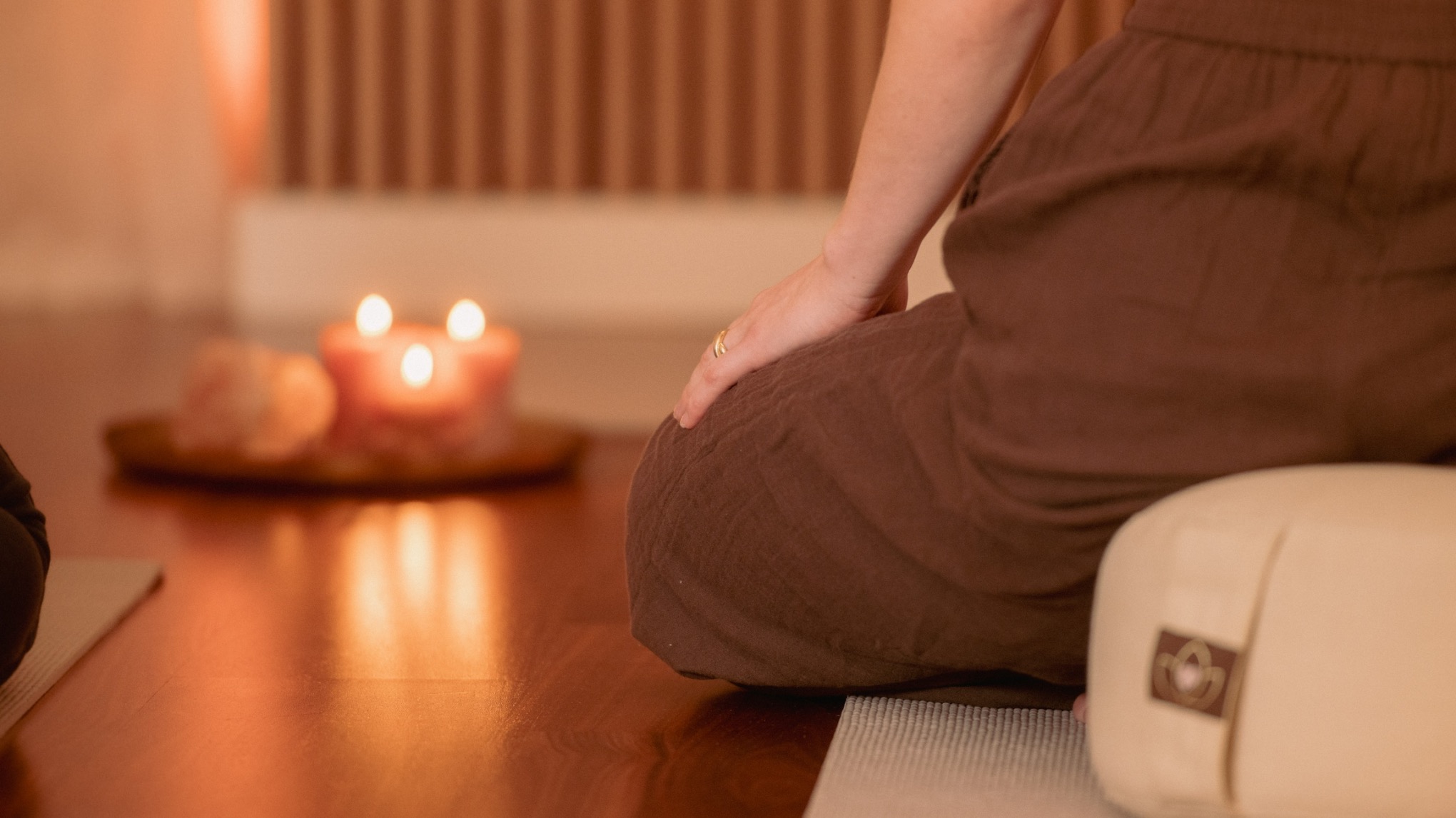 CANDLELIGHT YIN WITH SOUND HEALING ✨