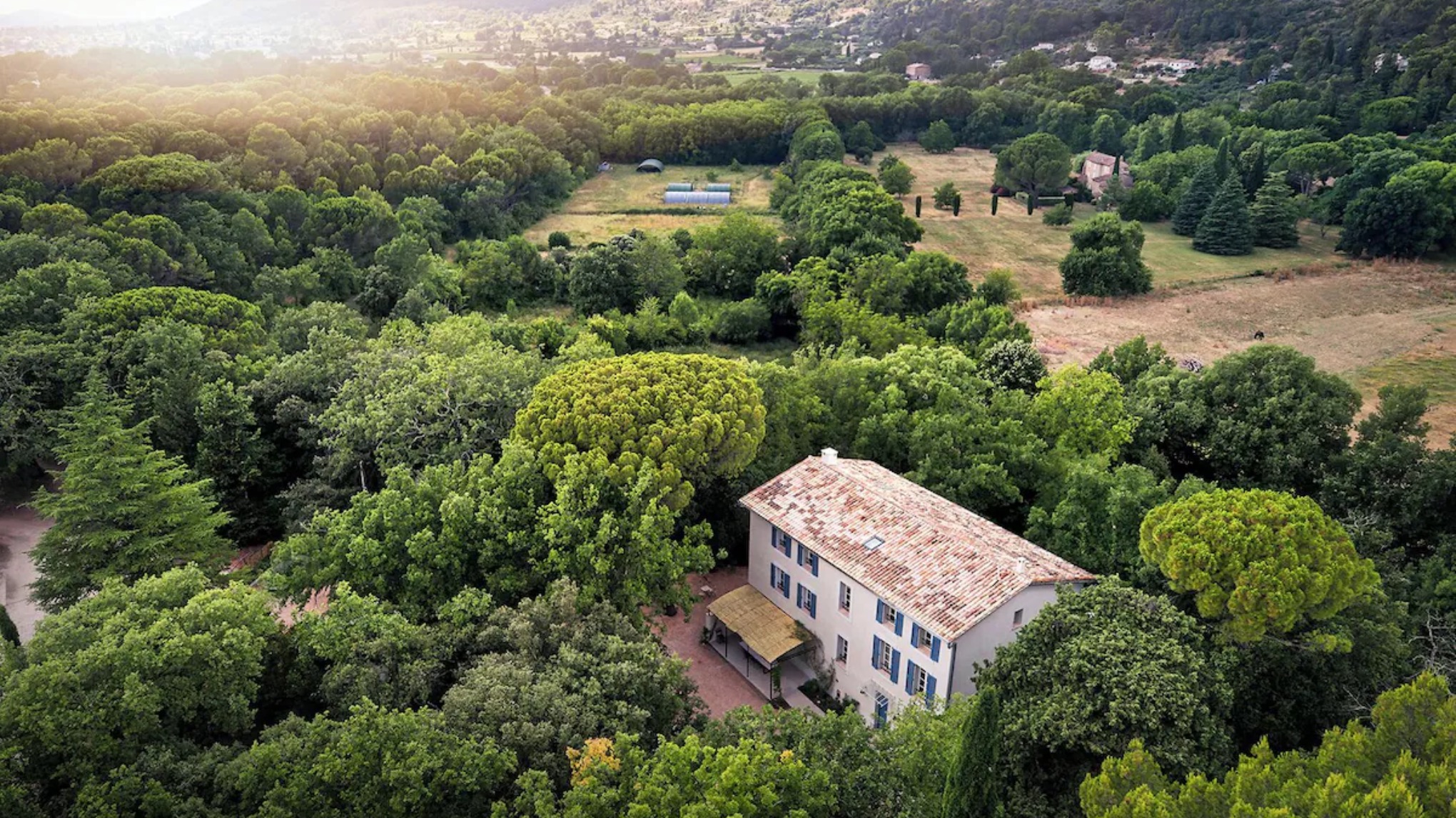 Retraite Yoga ÉVEIL DES SENS ~ Ferme St Georges VAR