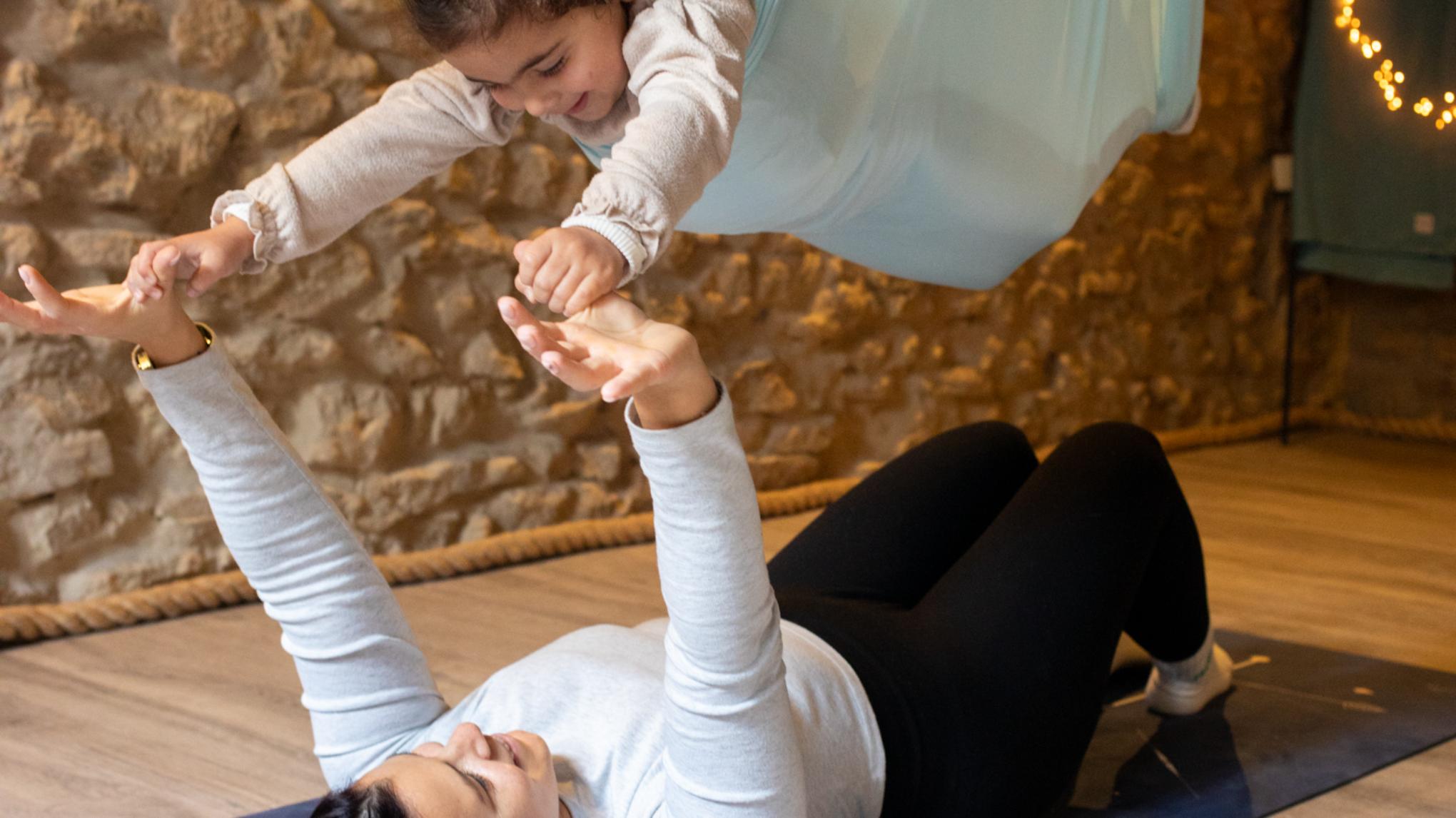 Envols Complices : Yoga Aerien parents/Enfant