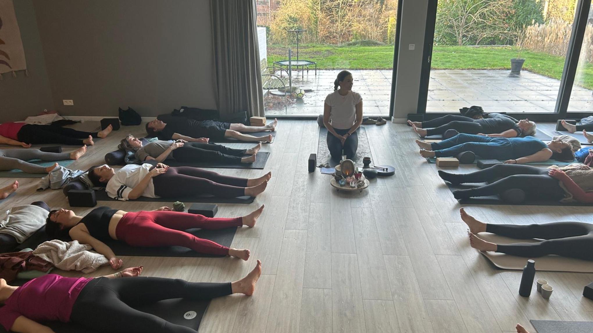 Yin & Yoga Nidra, 2 Hours of Deep Relaxation -Sarah (Saja Academy Herent)