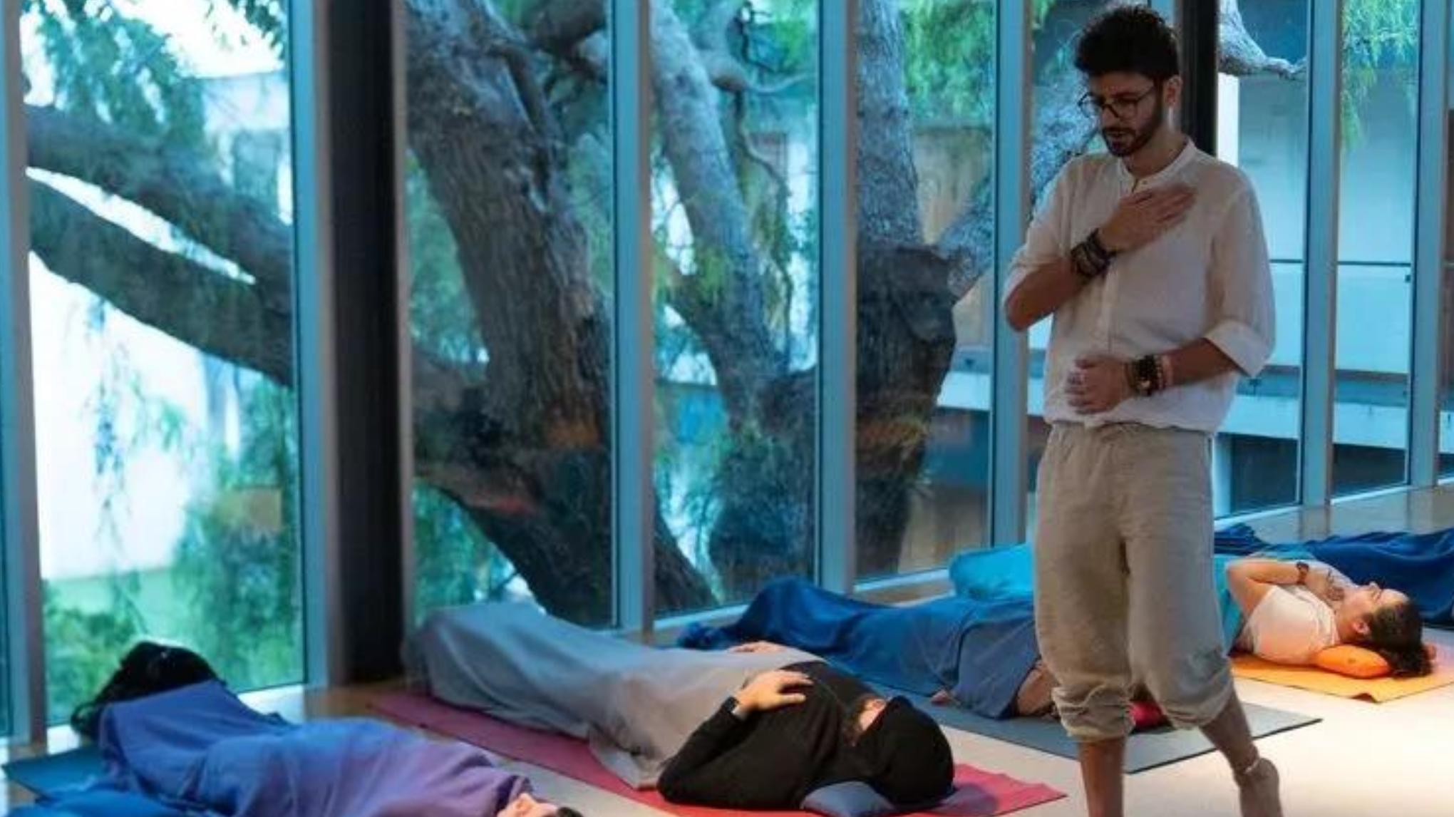 90' Breathwork for Relaxation for All Levels with Federico (guest teacher)