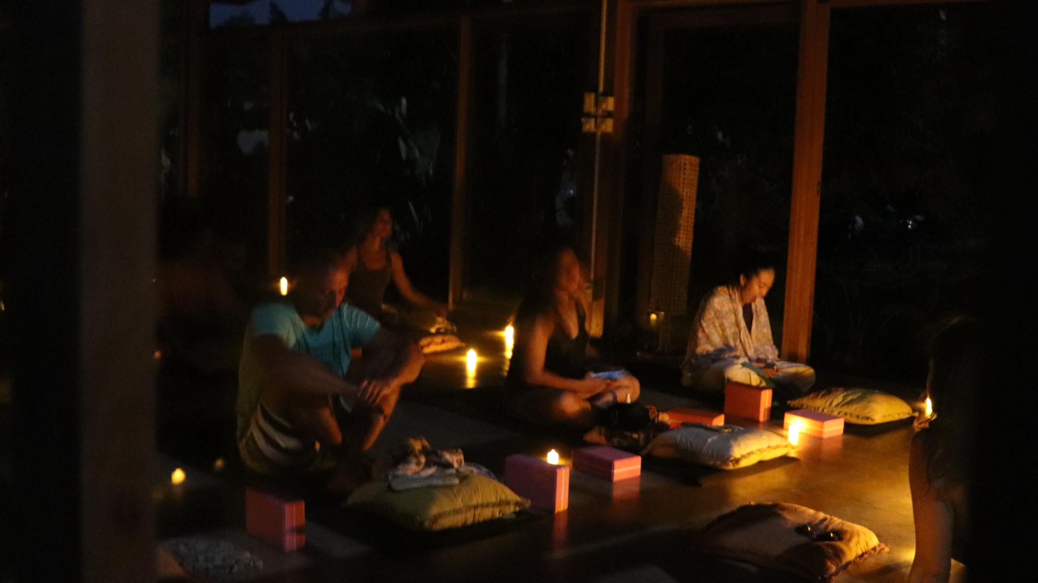 90-Minute Full Moon Restorative Acupuncture & Sound Bath