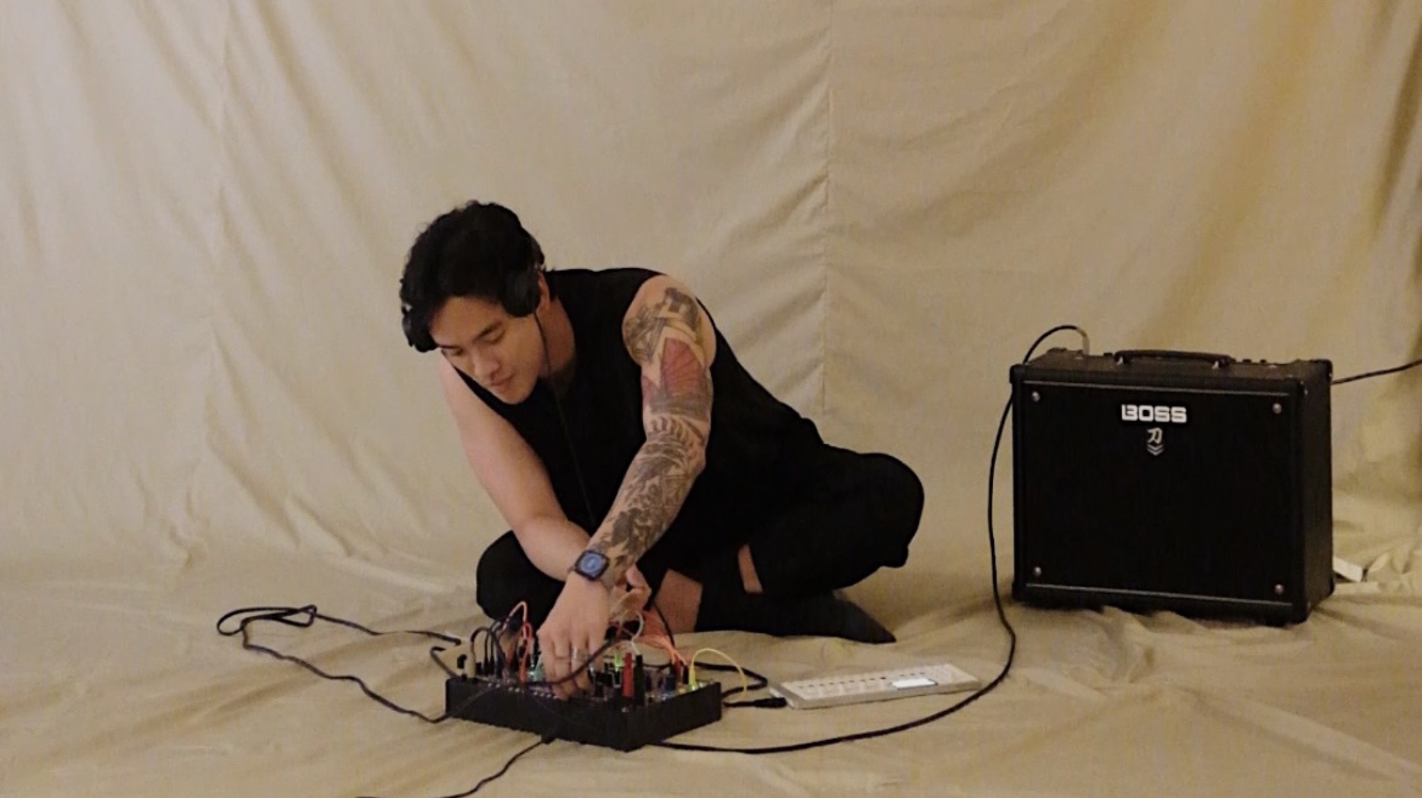 SESSIONS 03.1 with Manfred (Live on the Modular)