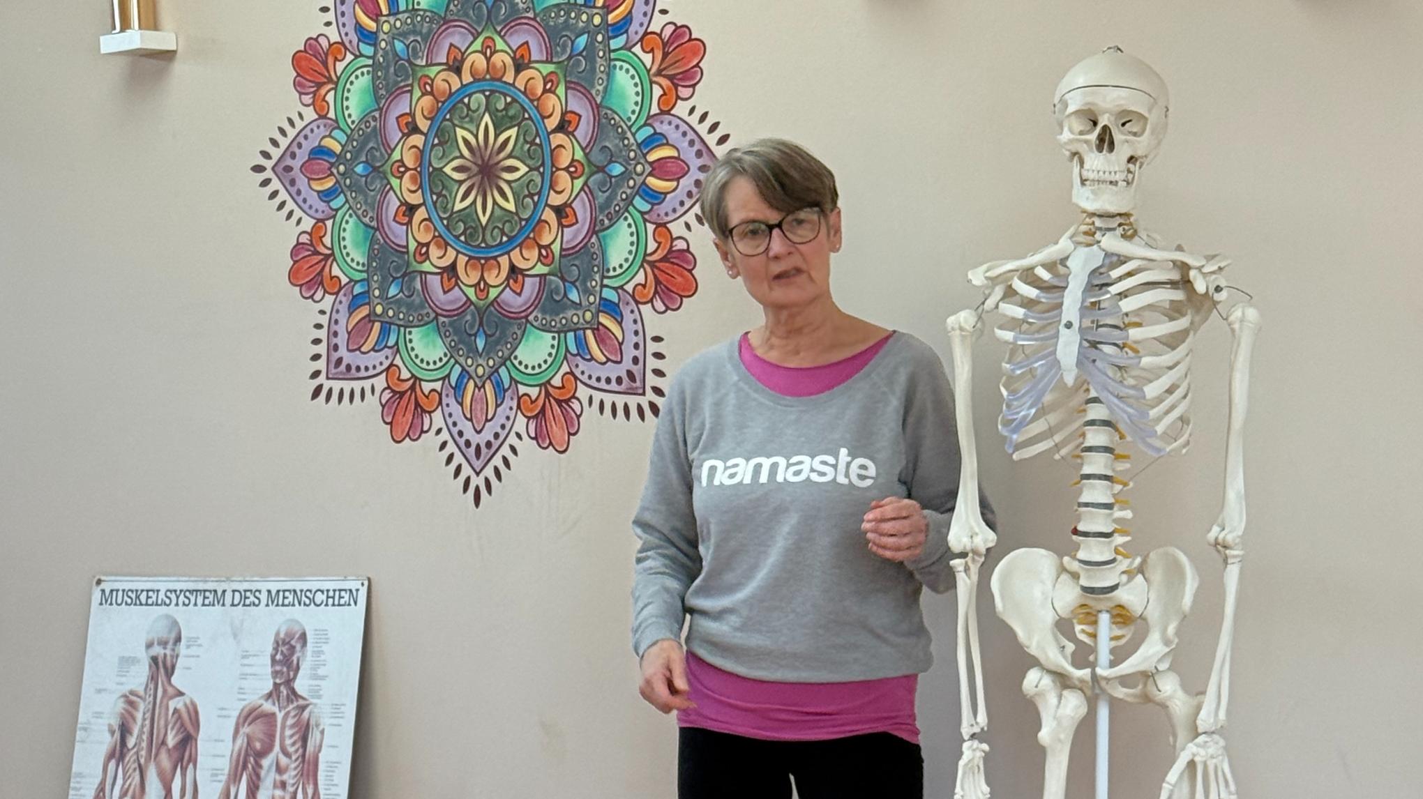 Anatomie für Yogalehrende – Schwerpunkt: Kiefer, Nacken und Schultern